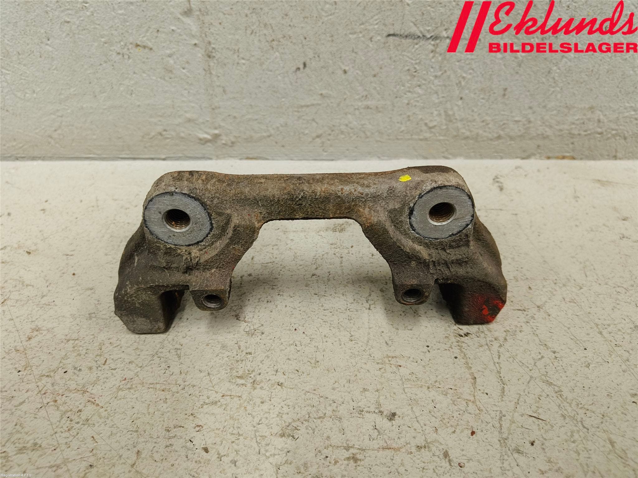 BMW 3 F30/F31/F80 12-19 Bromsokshållare