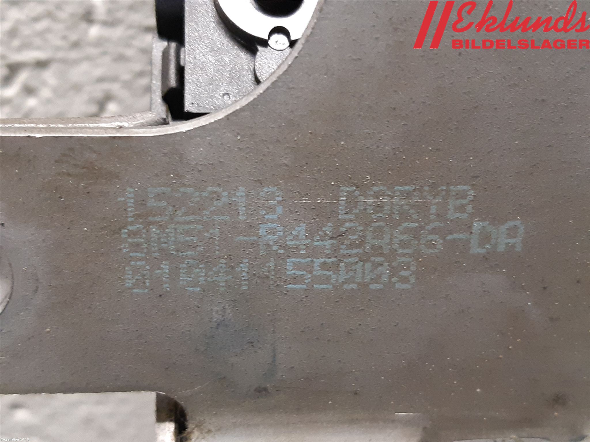 Ford FOCUS 11-14 Låskista Baklucka