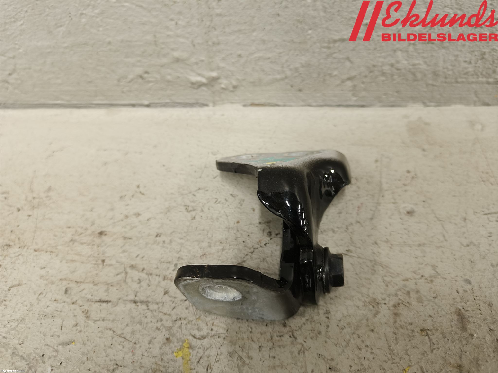 Fiat 500e 20- Dörrgångjärn