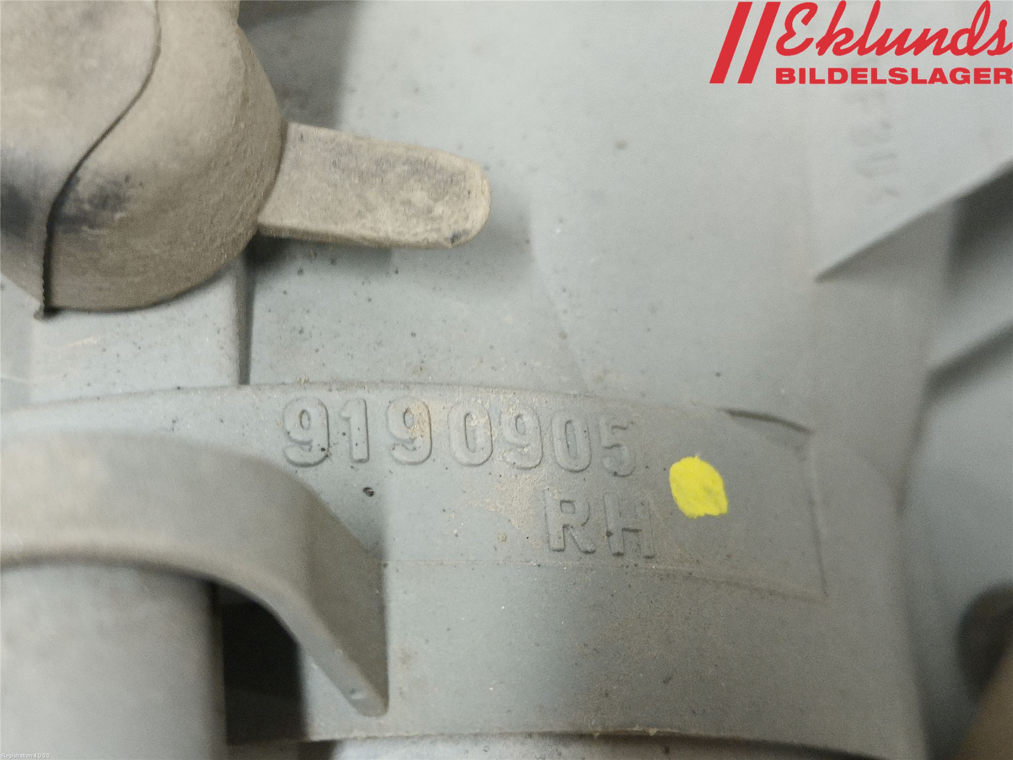 Volvo XC70 05-07 Dimljus-Varselljus Fram