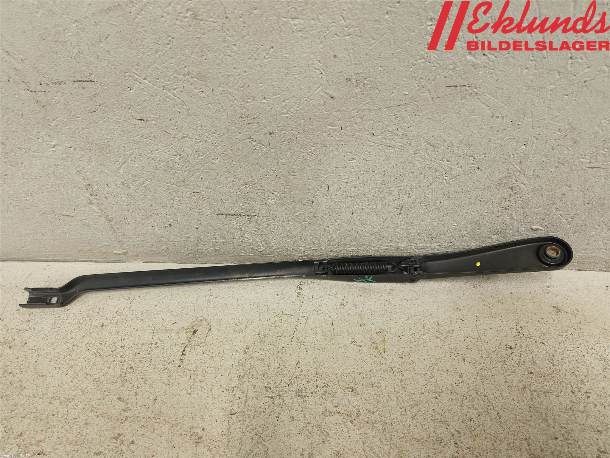 BMW 5 G30/G31/F90 17-23 Torkararm Armar Vindruta