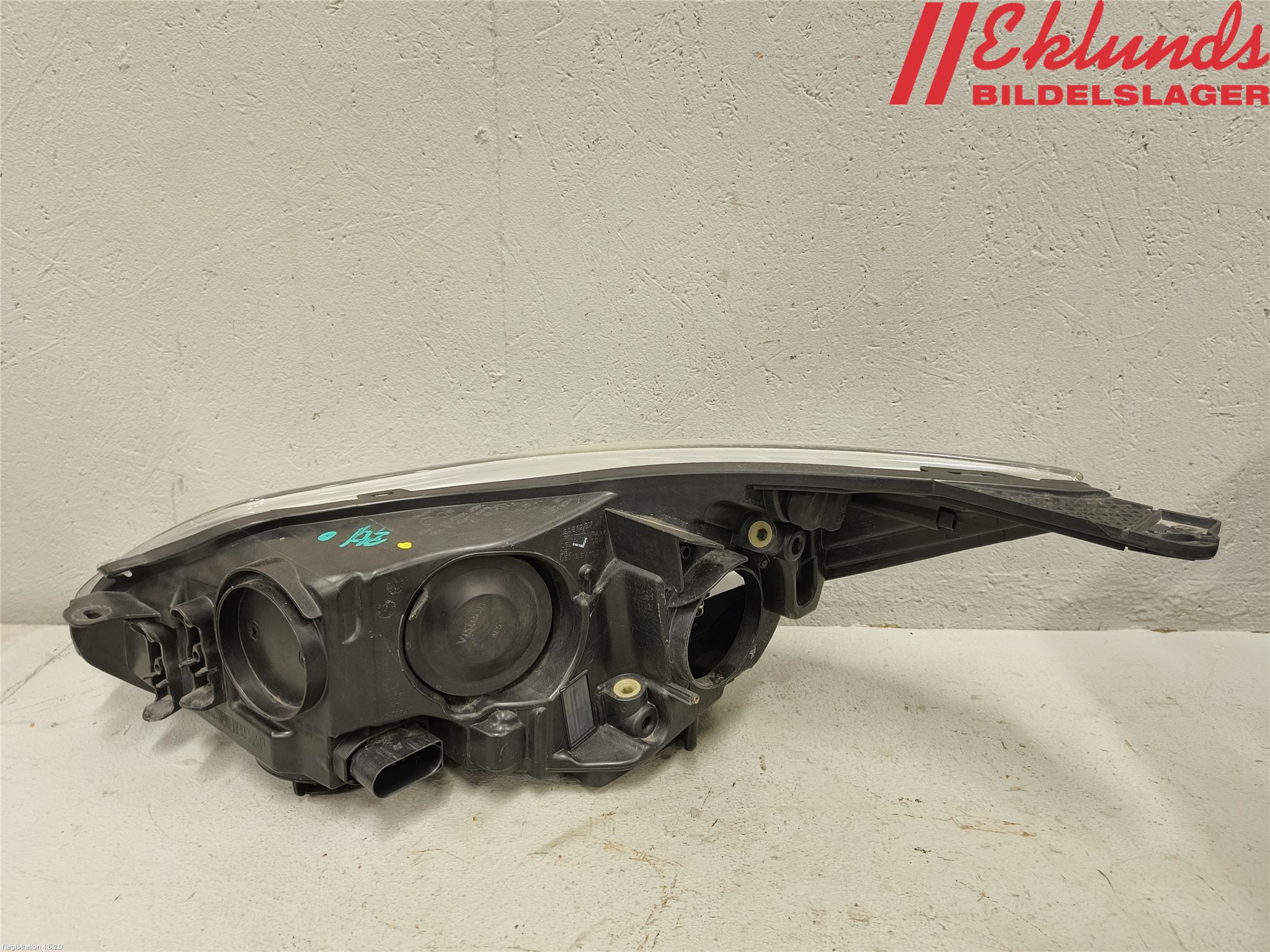 Ford FOCUS 11-14 Strålkastare Höger