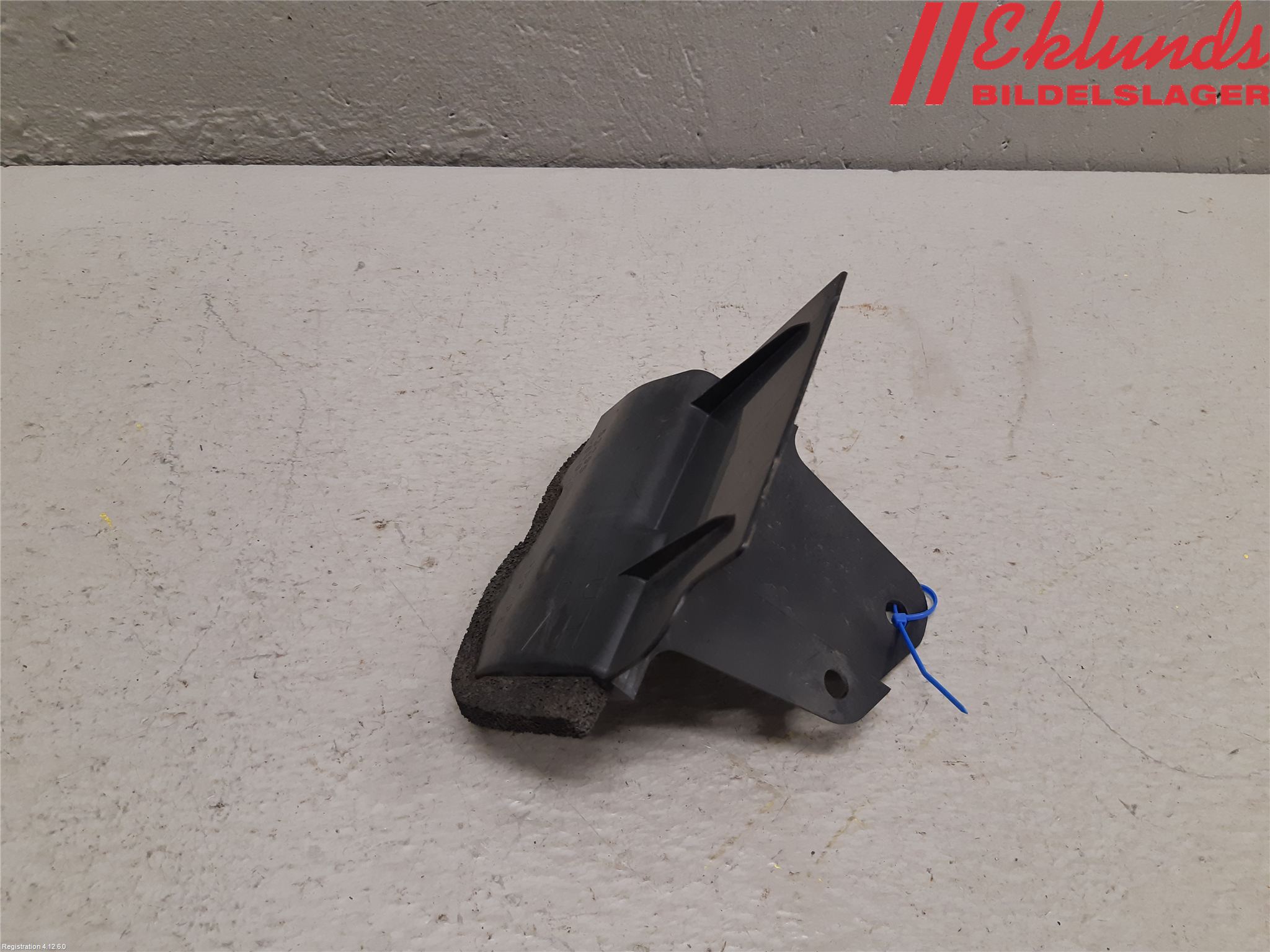 Toyota AURIS 13-19 Deflektor Plåt-Plast Kylning