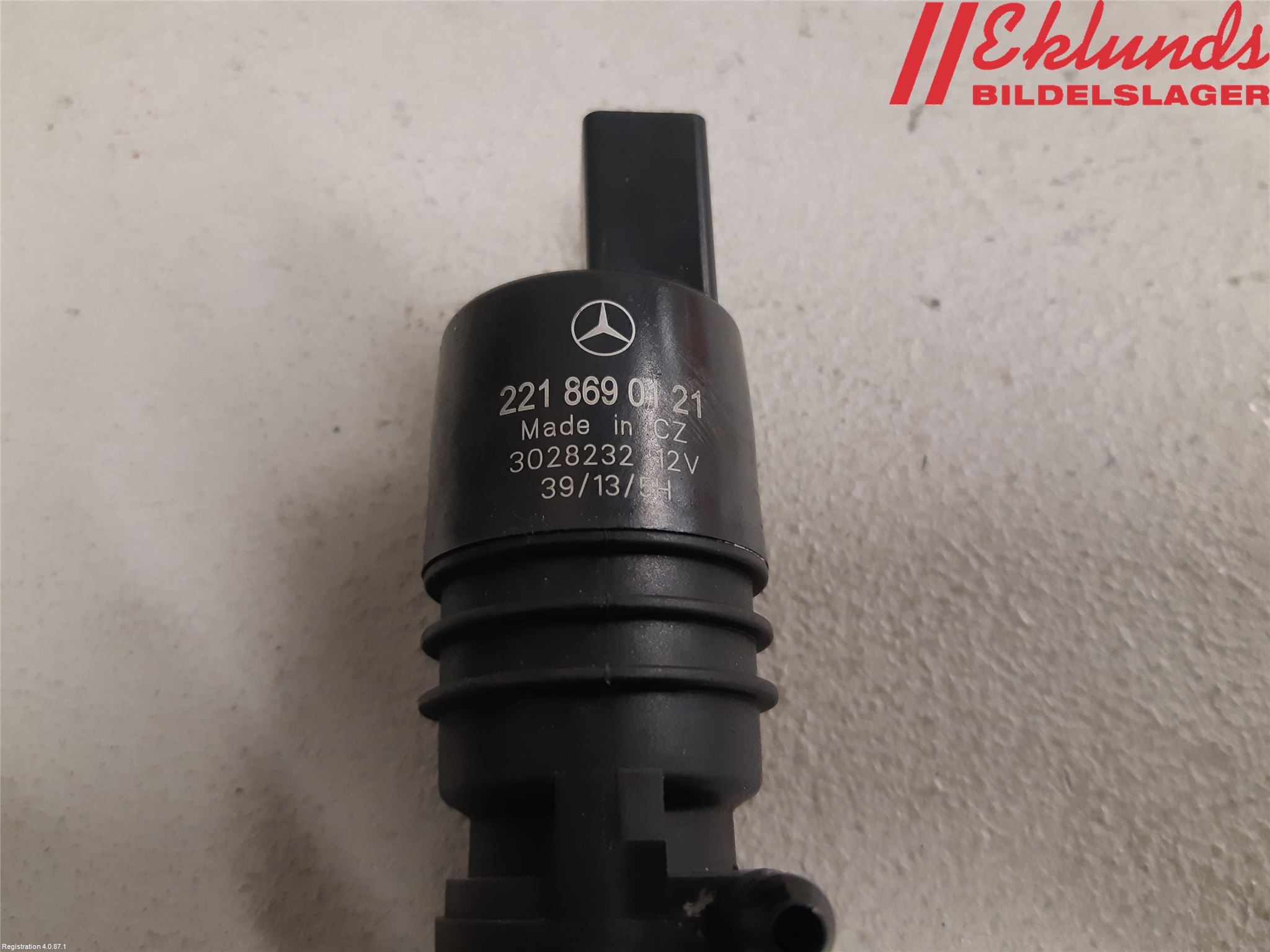 Mercedes-Benz MB E-KLASS (W212) 09-16 Spolarpump Vindruta