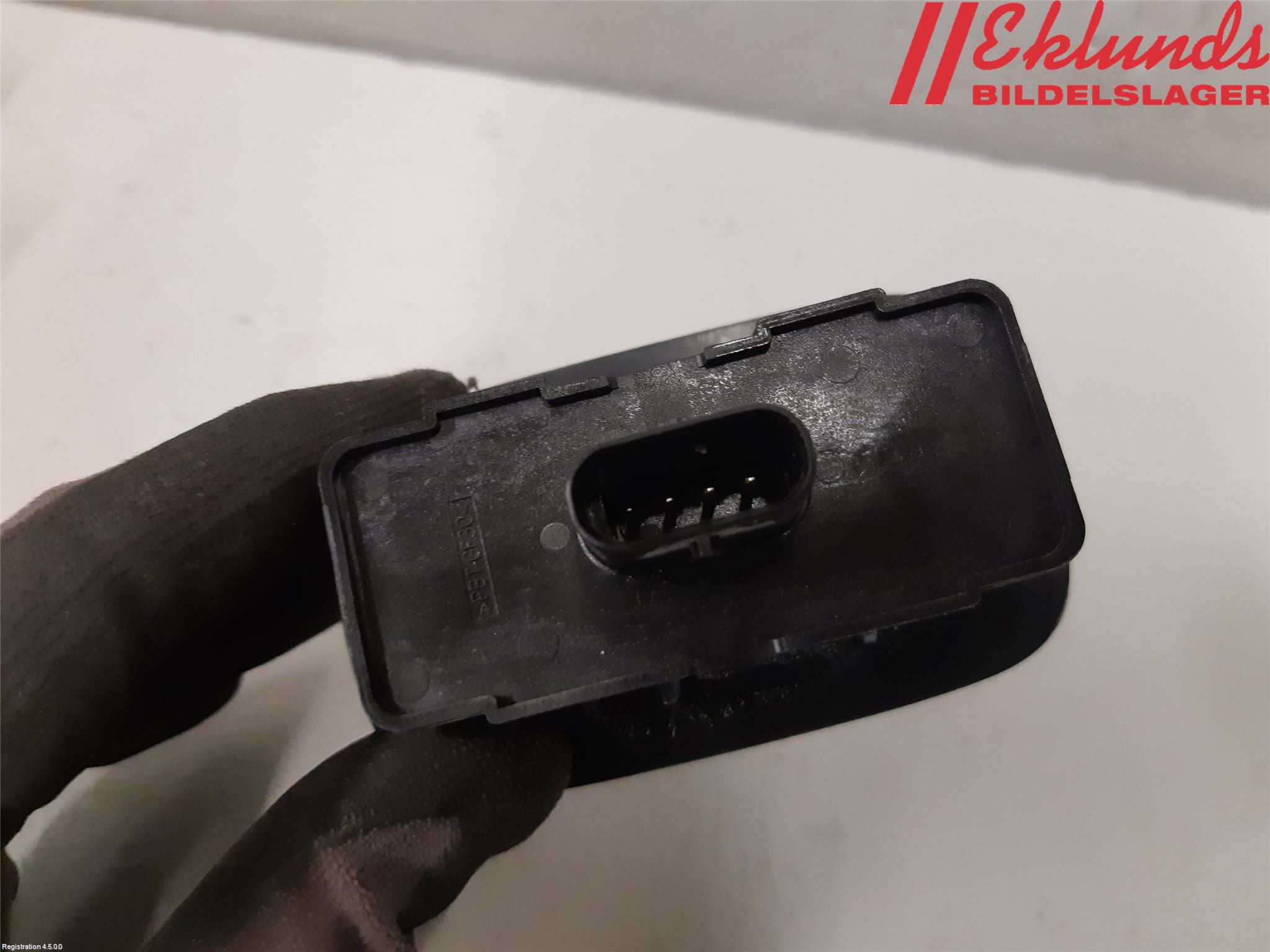 Volvo S90 17->> Strömställare Baklucka