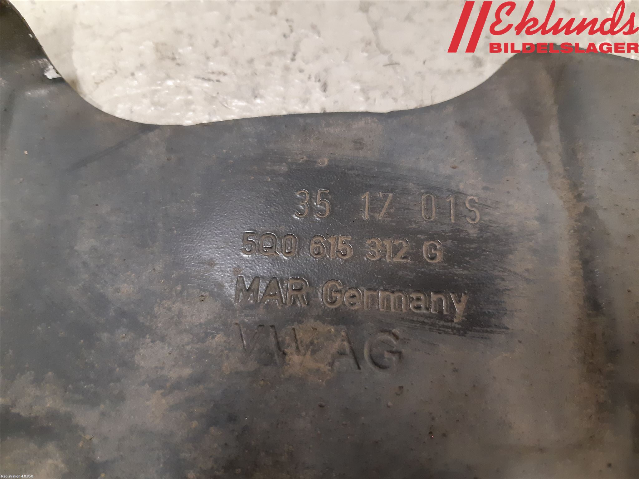 Volkswagen VW PASSAT 15-19 Bromssköld Fram