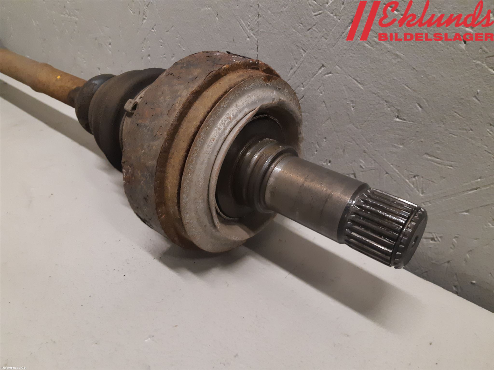 Mercedes-Benz MB VITO/VIANO (W639) 04-14 Drivaxel Bak Höger