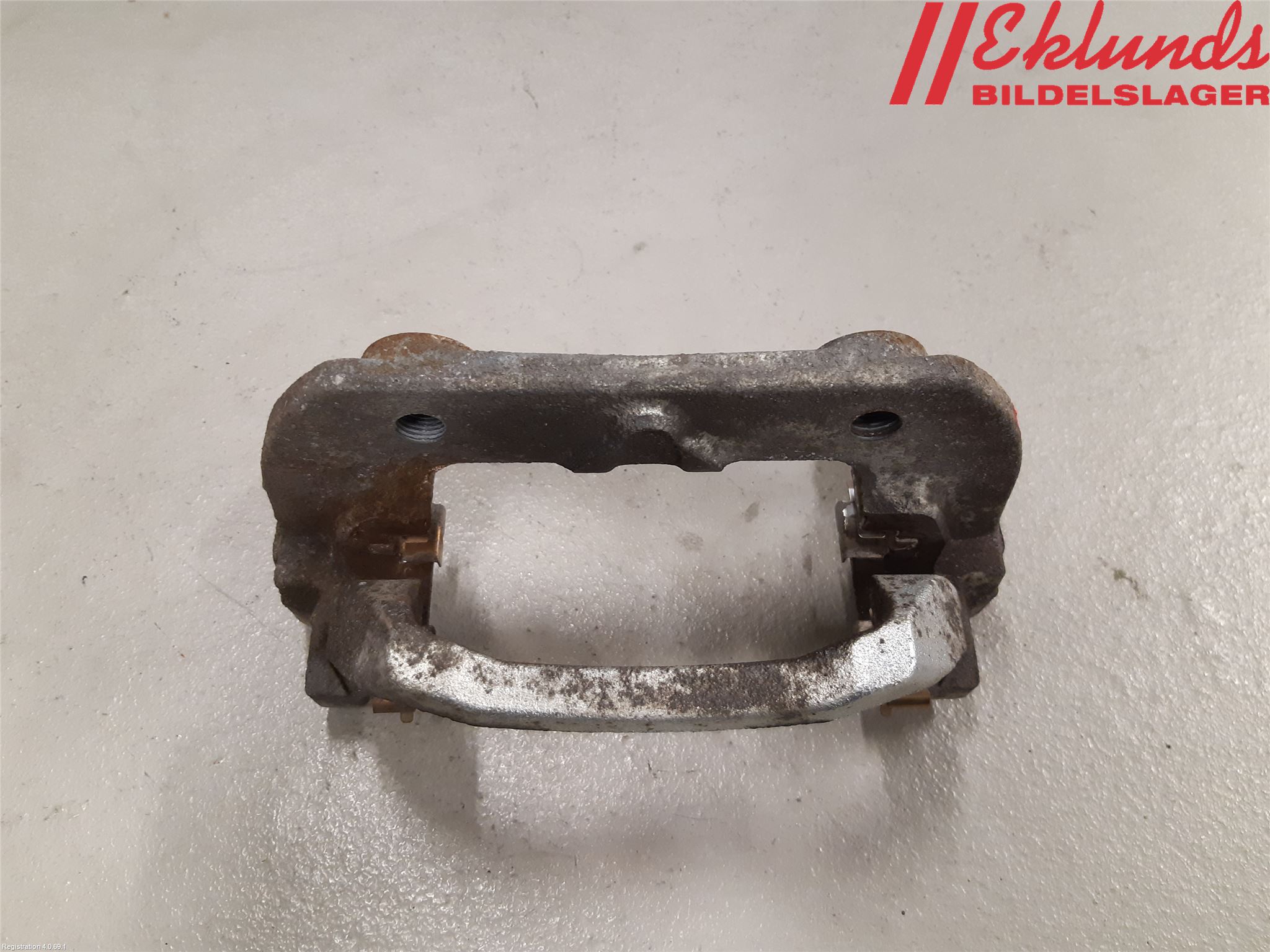 Lexus ES 250/300/330 Bromsokshållare