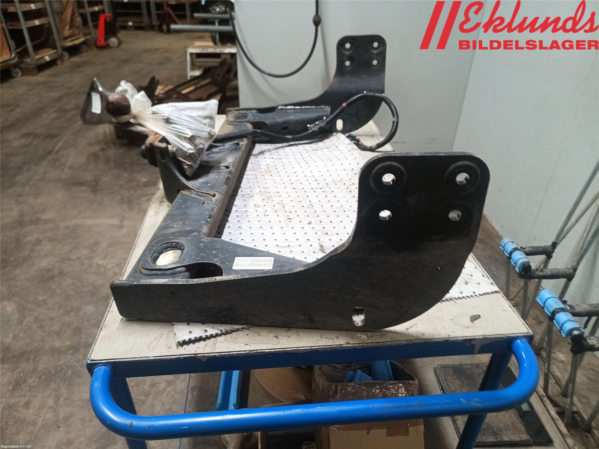 Ford TRANSIT/TOURNEO COURIER 13-23 Dragkrok