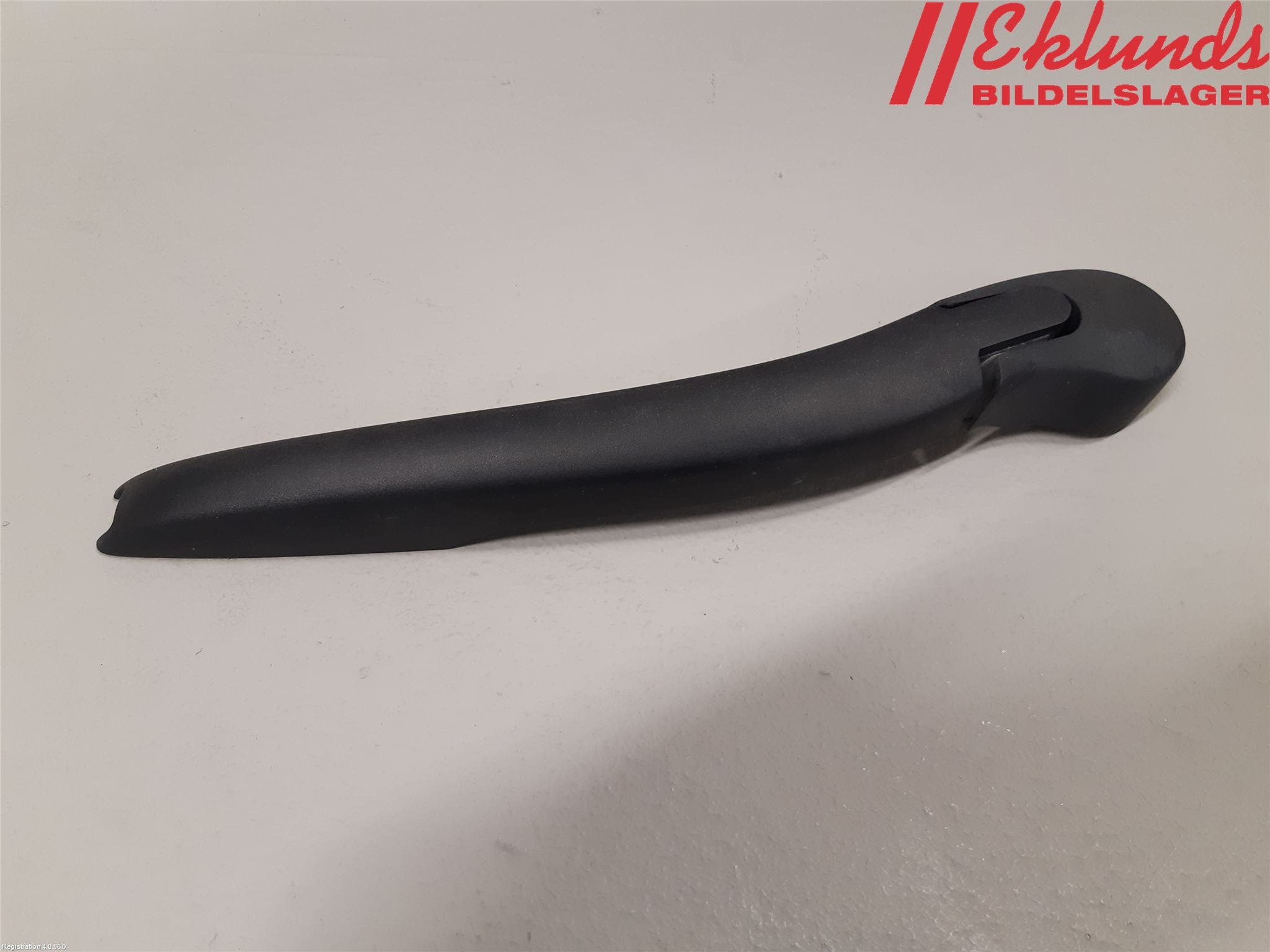 BMW 3 F30/F31/F80 12-19 Torkararm-Bakruta