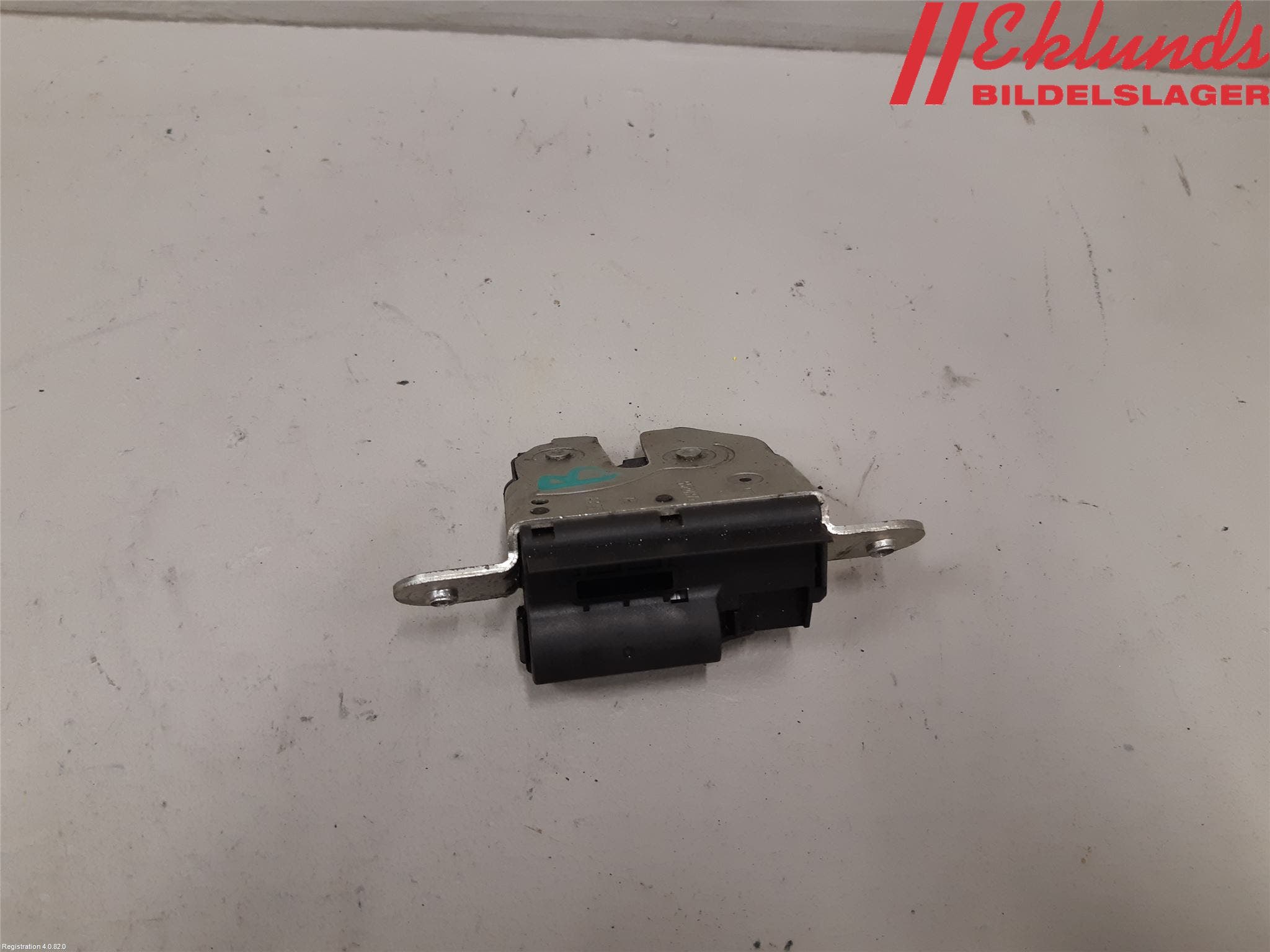 Opel CORSA D 07-14 Låskista Baklucka