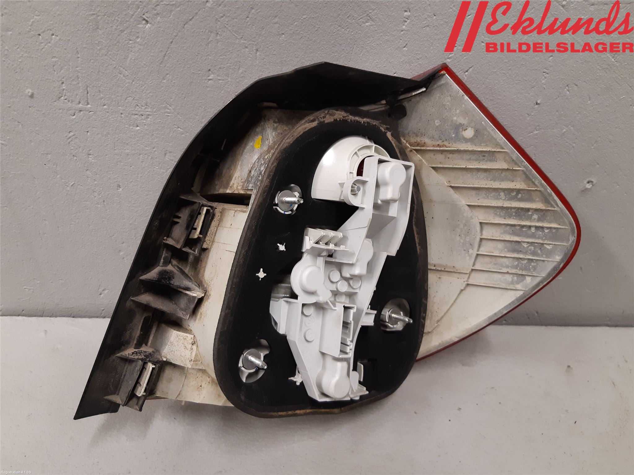 BMW 1 E87/81 5D/3D 03-11 Bakljus Vänster