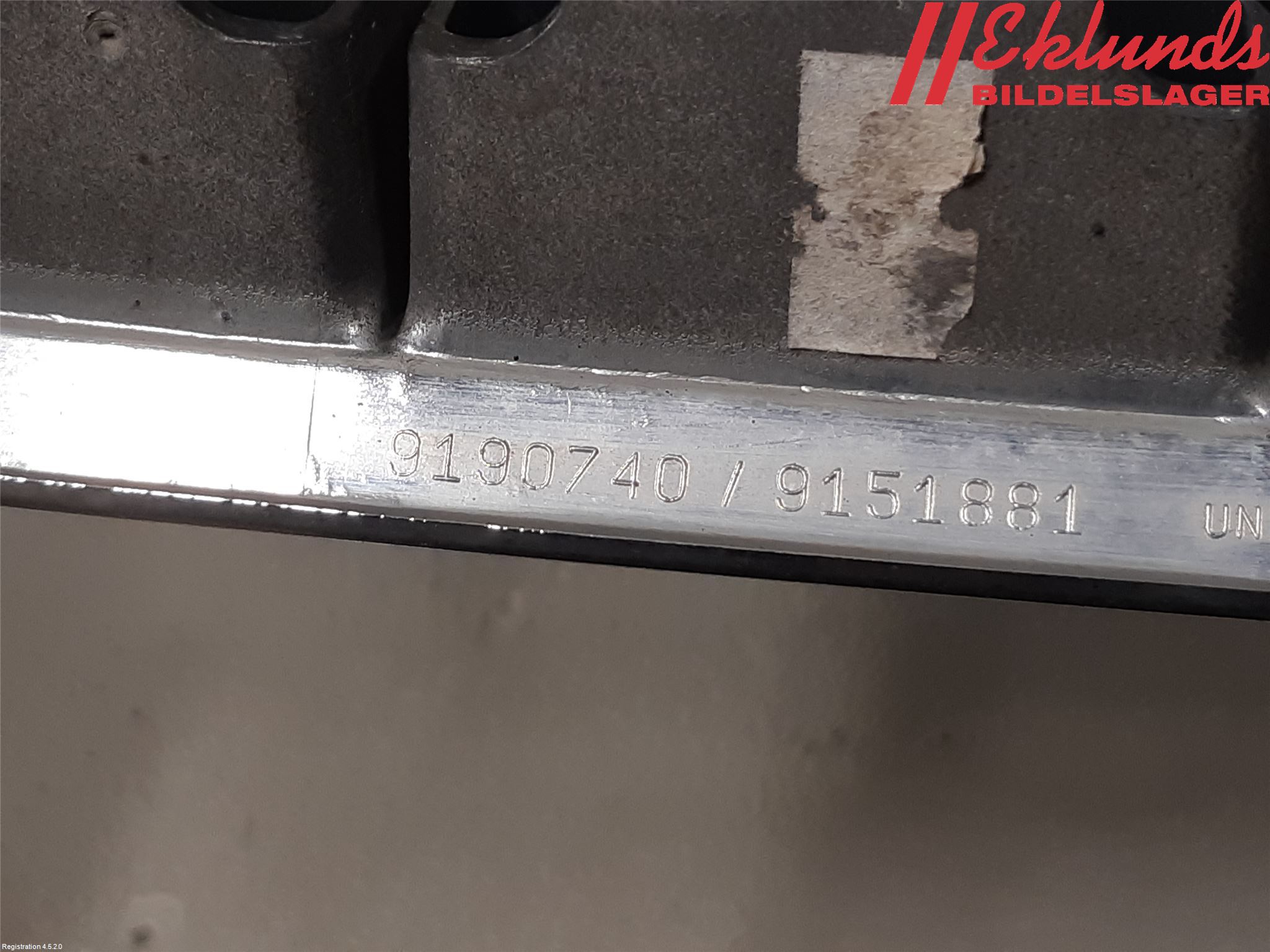 Volvo S60 01-04 Grill Komp