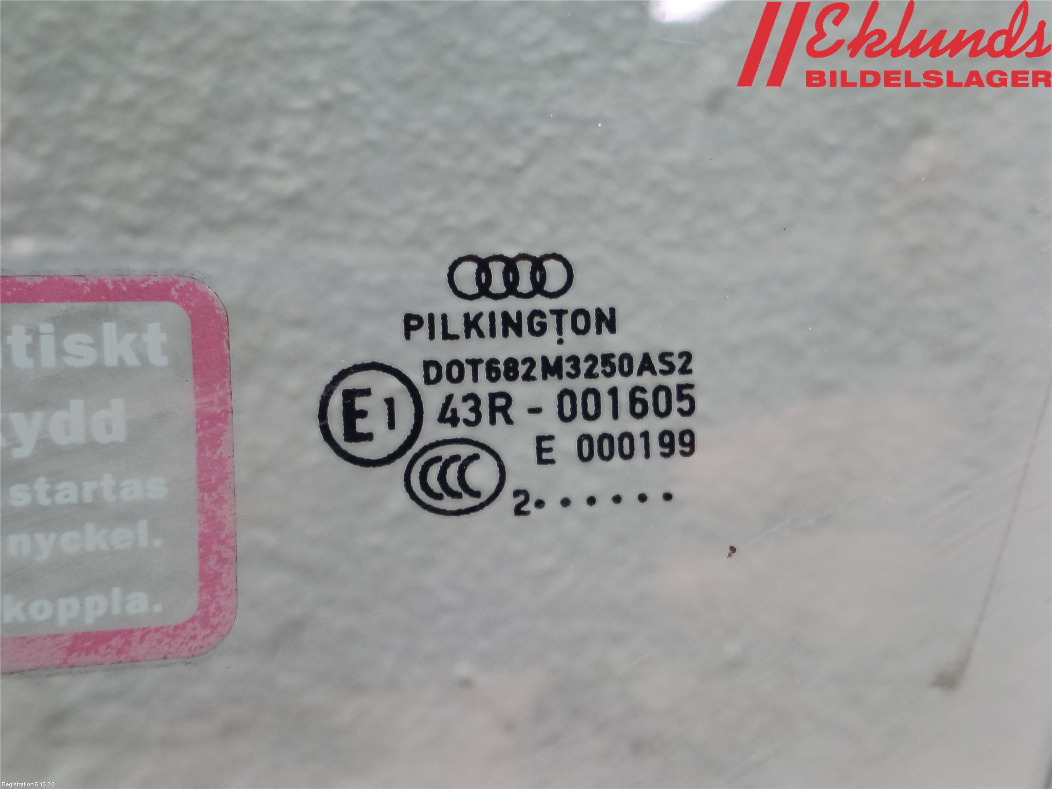 Audi A4 ALLROAD 09-16 Dörruta Fram Vänster