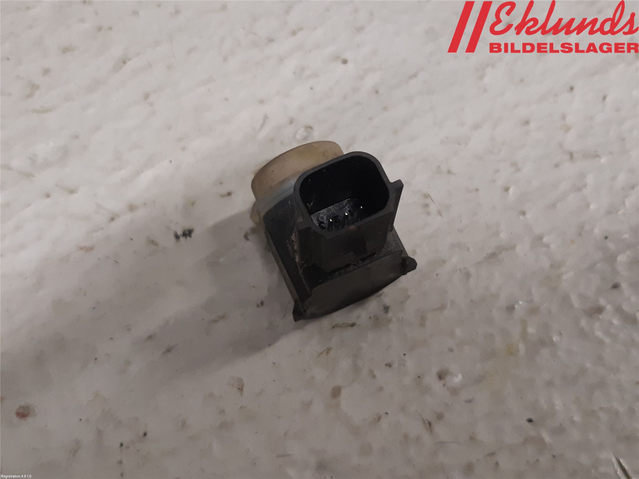 Ford KUGA 17-19 Parkeringshjälp Backsensor