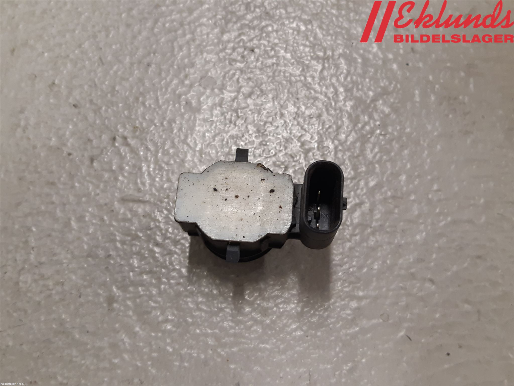 Iveco DAILY 14->> Parkeringshjälp Backsensor