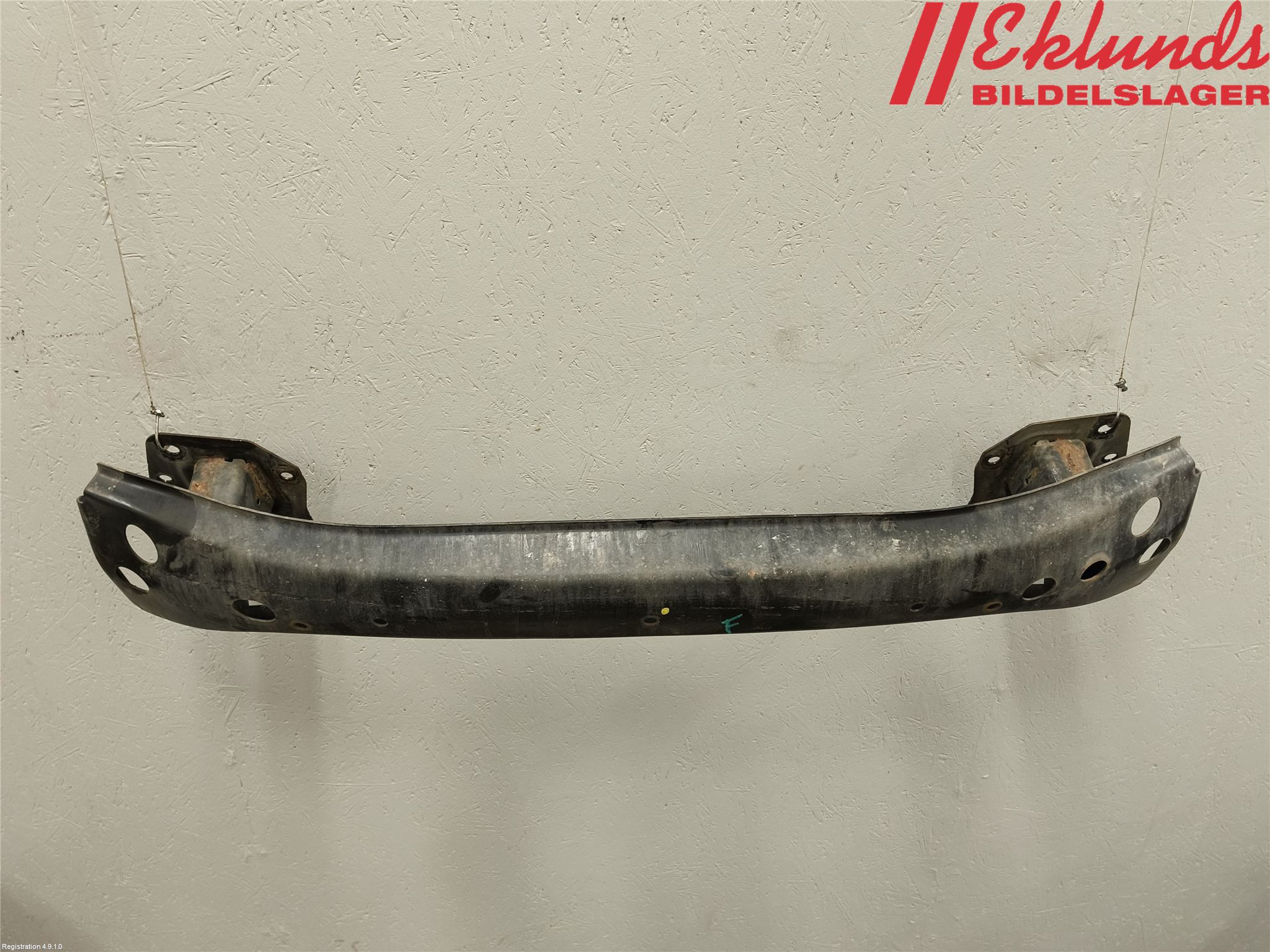 Volkswagen VW TRANSP/CARAVELLE (T5) 04-15 Stötfångarbärjärn Fram