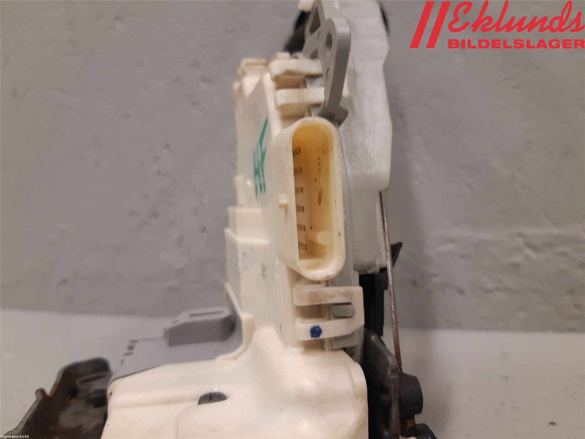 Audi Q5 09-16 Låskista-Dörrlås