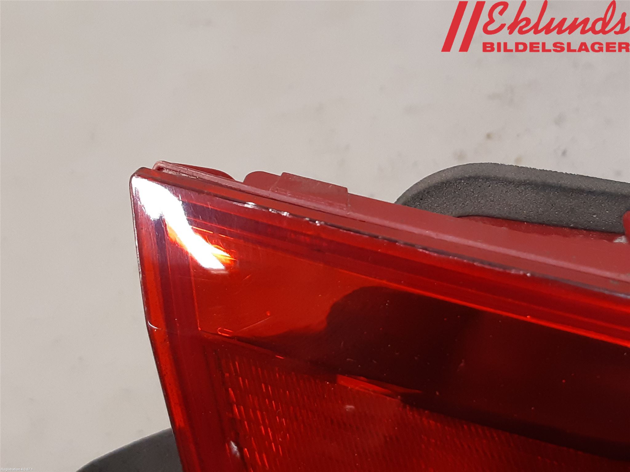 Volkswagen VW PASSAT 11-14 Bakljus Lucka Vä