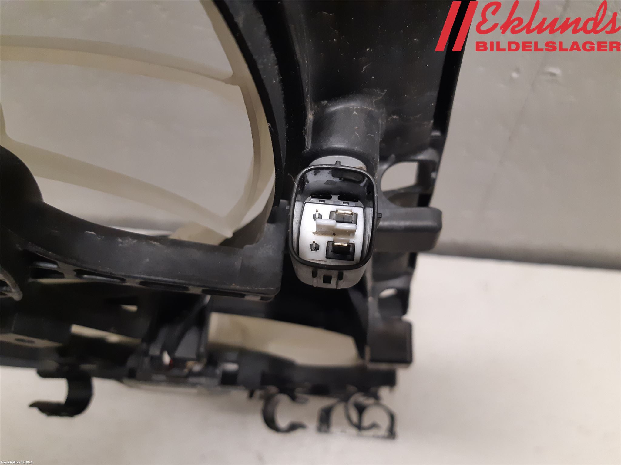 Toyota COROLLA 19- Kylfläkt El