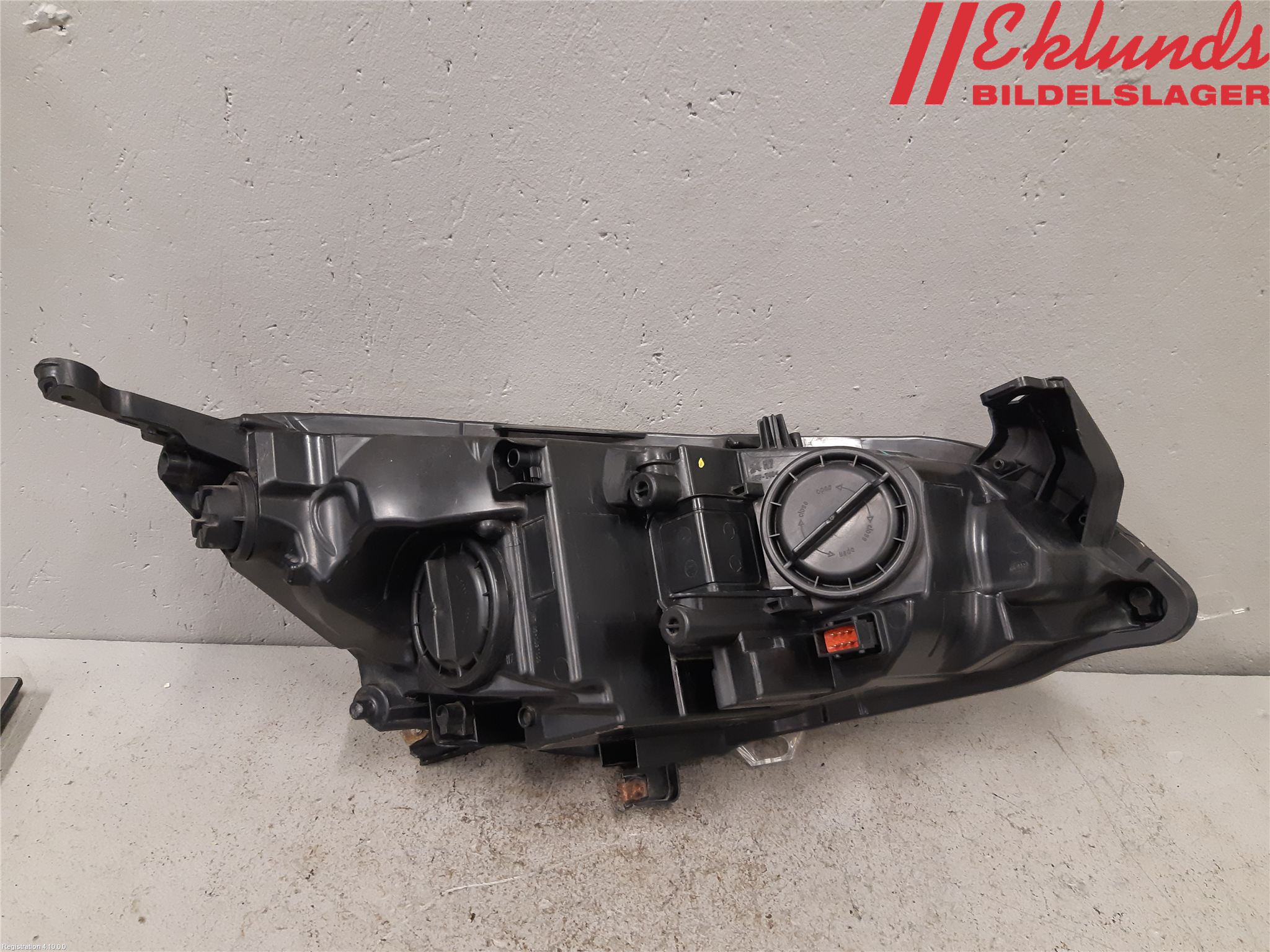 Opel ASTRA J 10-15 Strålkastare Vänster