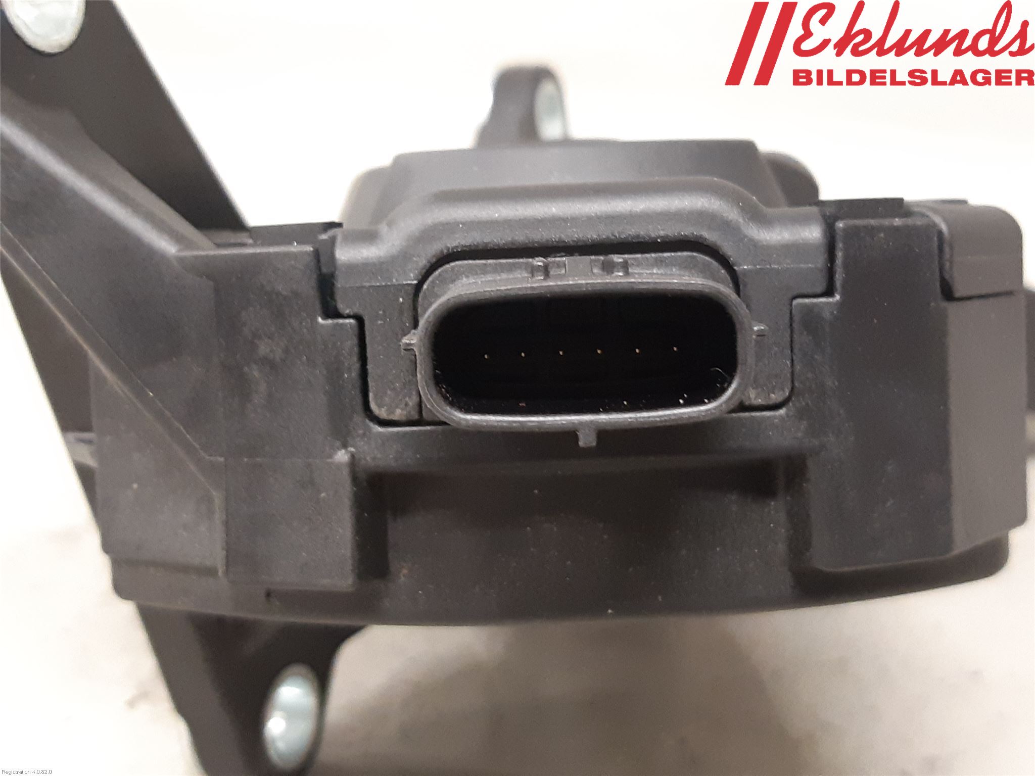 Toyota YARIS CROSS XP21 21- Gaspedal