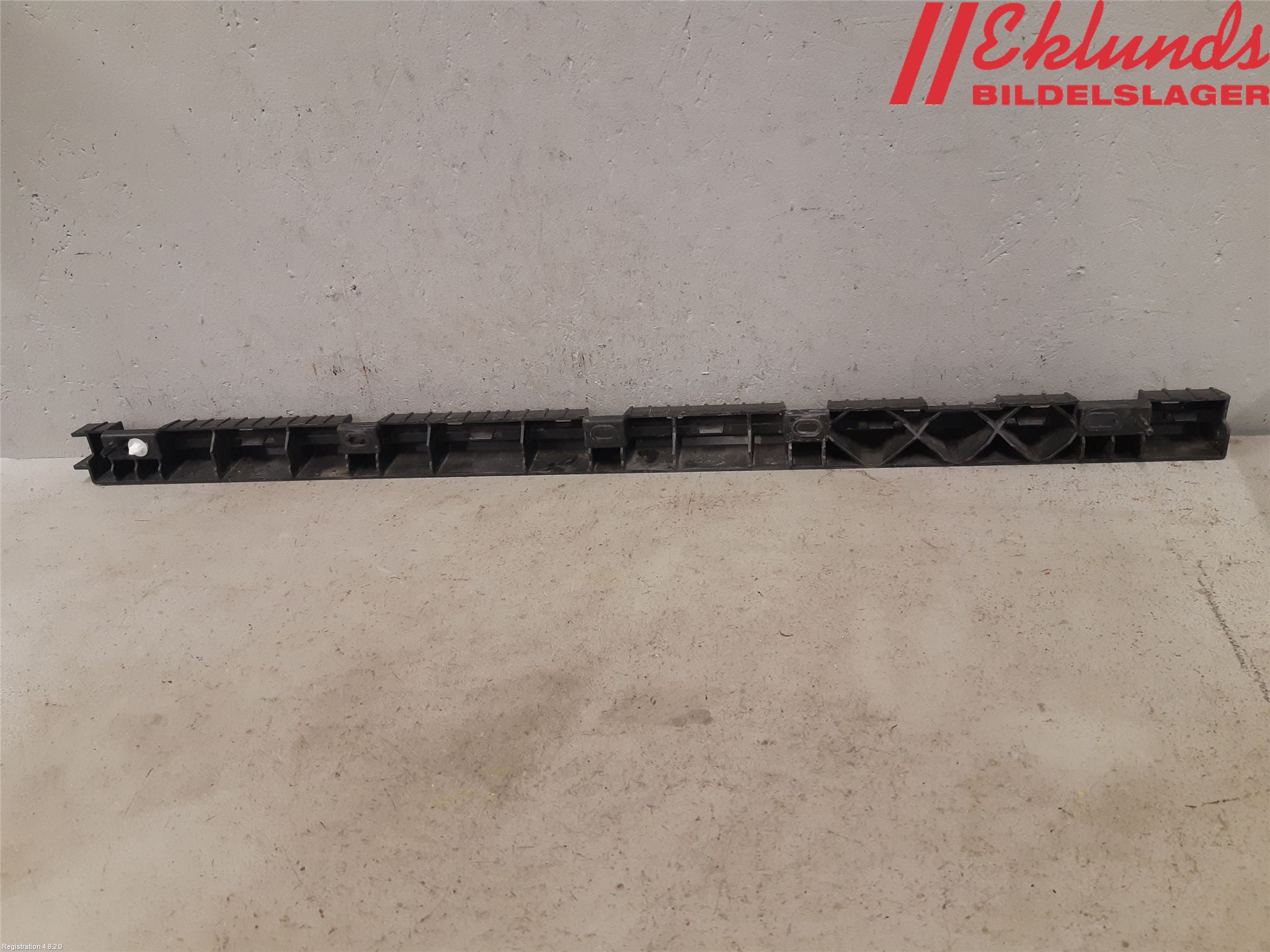 Volvo XC90/RECHARGE 16- Sidokjol Hö