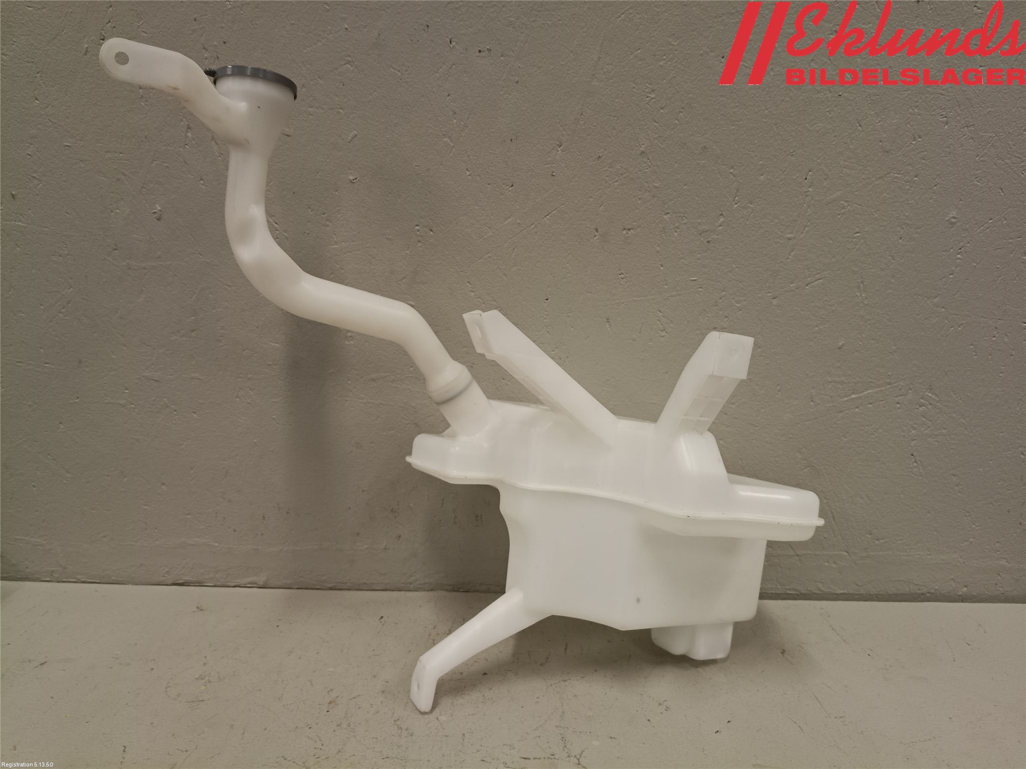 Nissan LEAF 18- Spolartank Vindruta