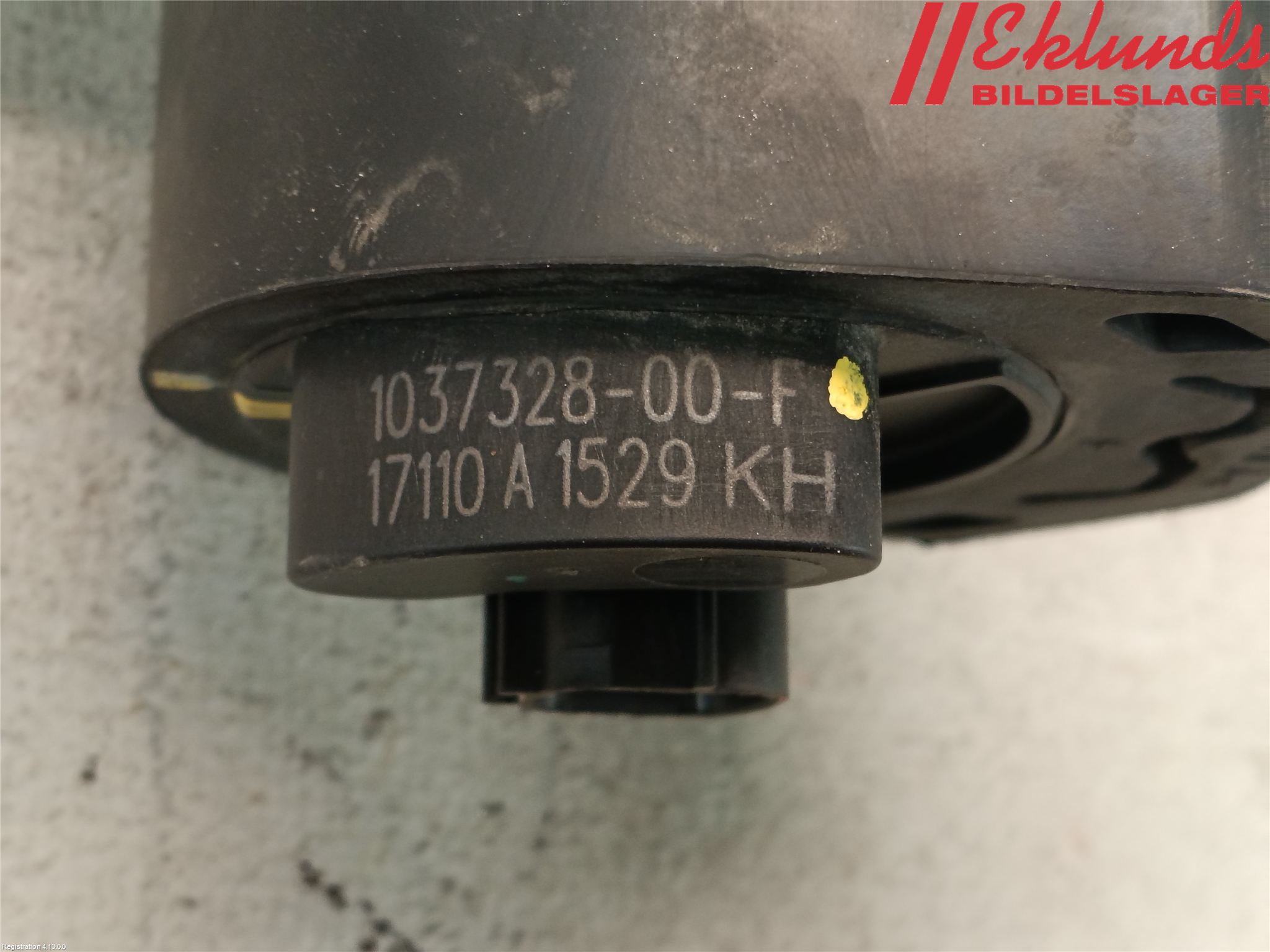 Tesla MODEL X 16- Vattenpump