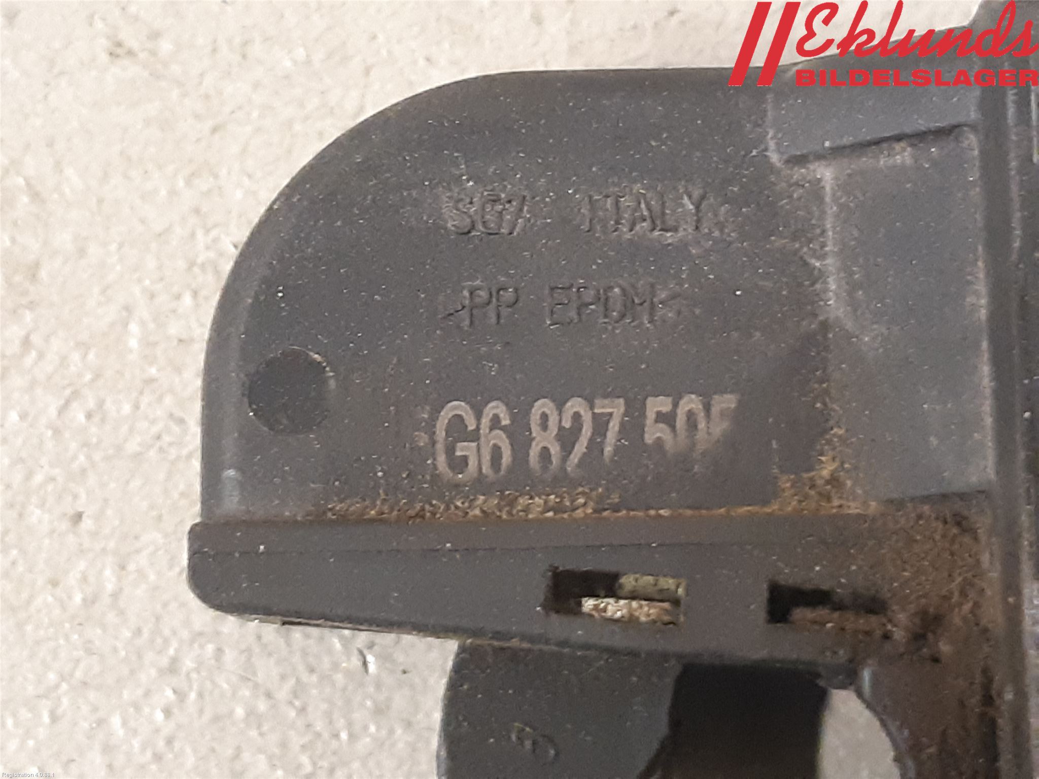 Volkswagen VW GOLF / E-GOLF VII 13-20 Låskista Baklucka
