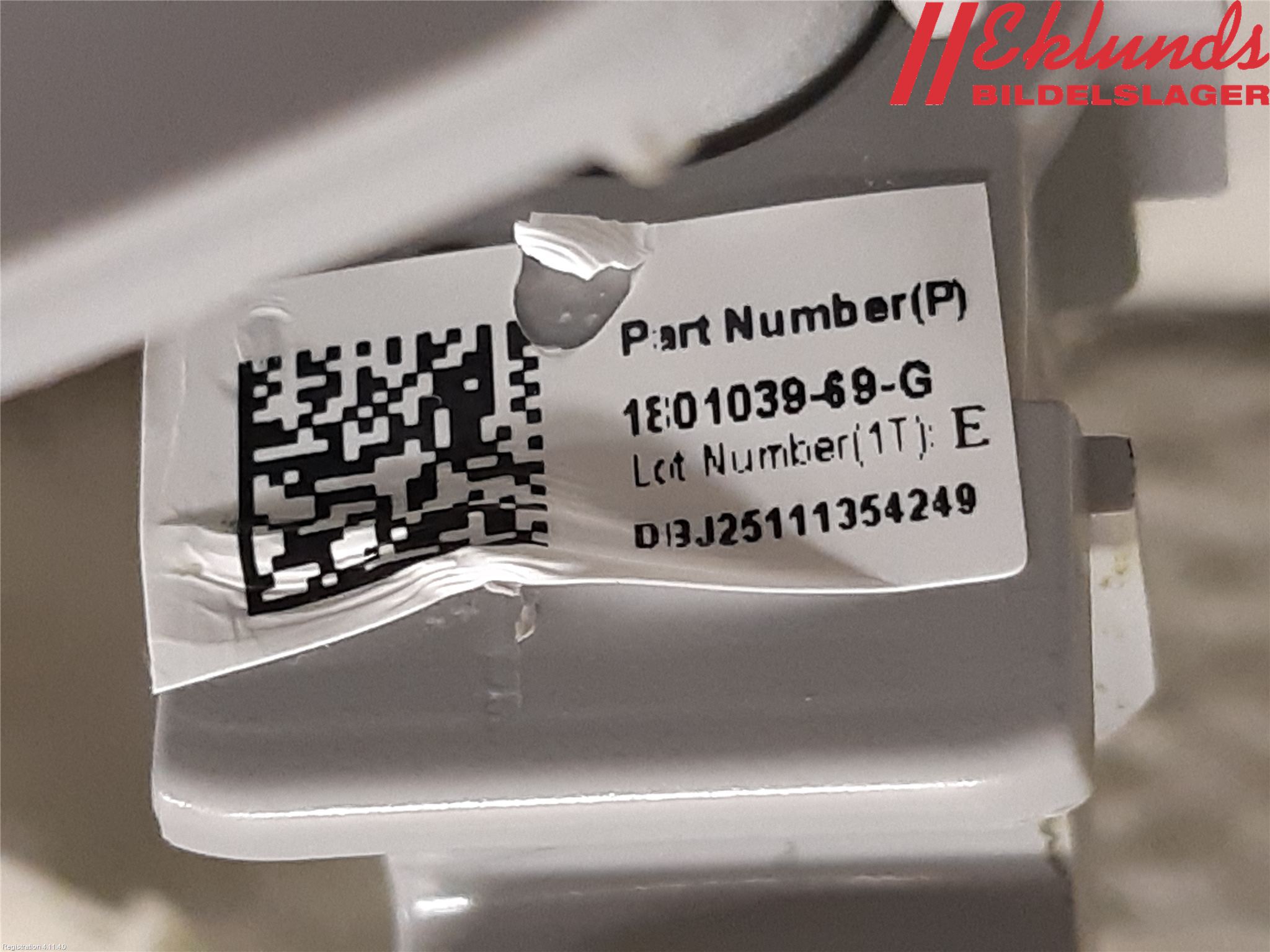 Tesla MODEL Y 21- Solskydd