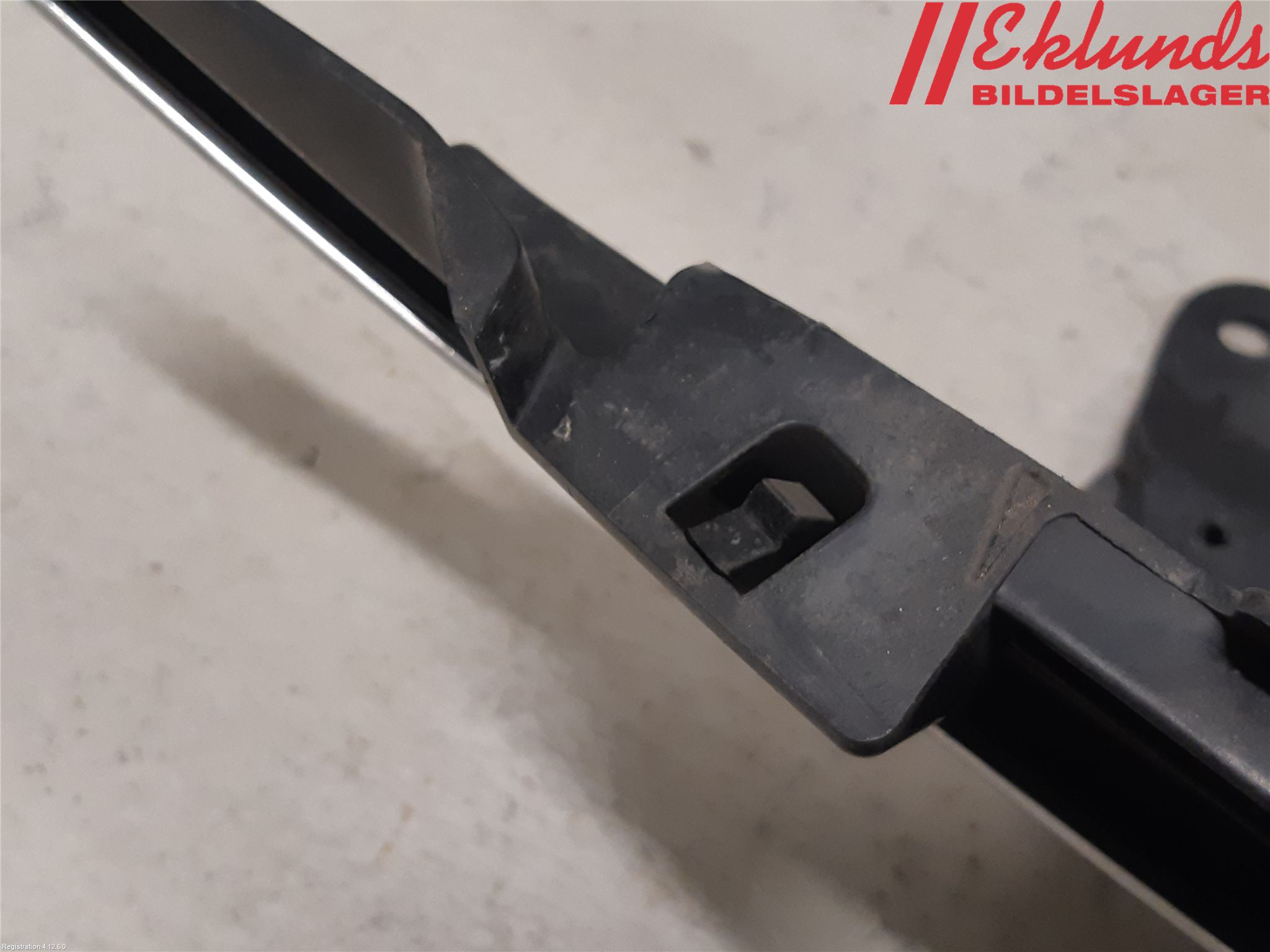 Toyota AURIS 13-19 Grill Komp