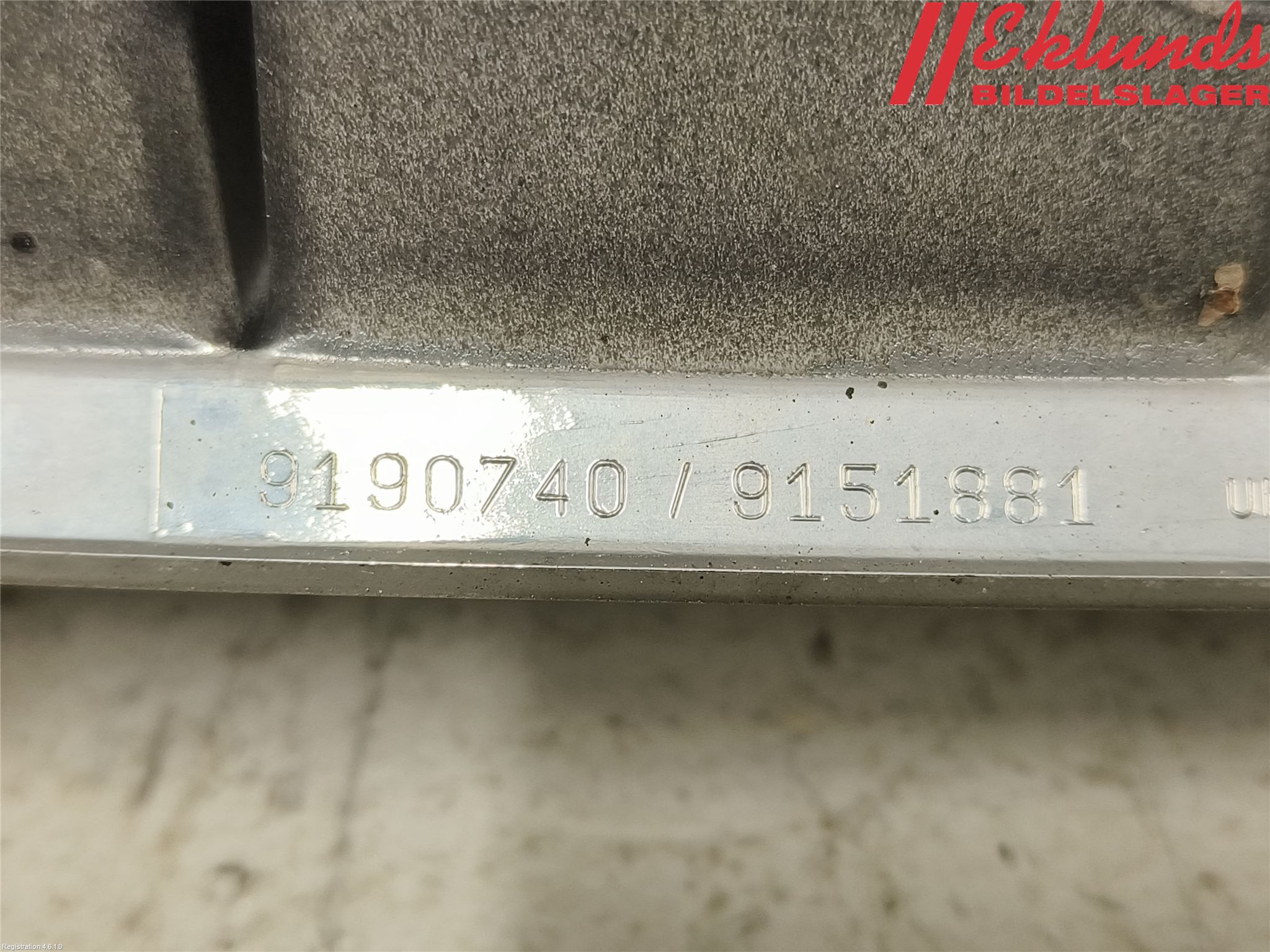 Volvo S60 01-04 Grill Komp