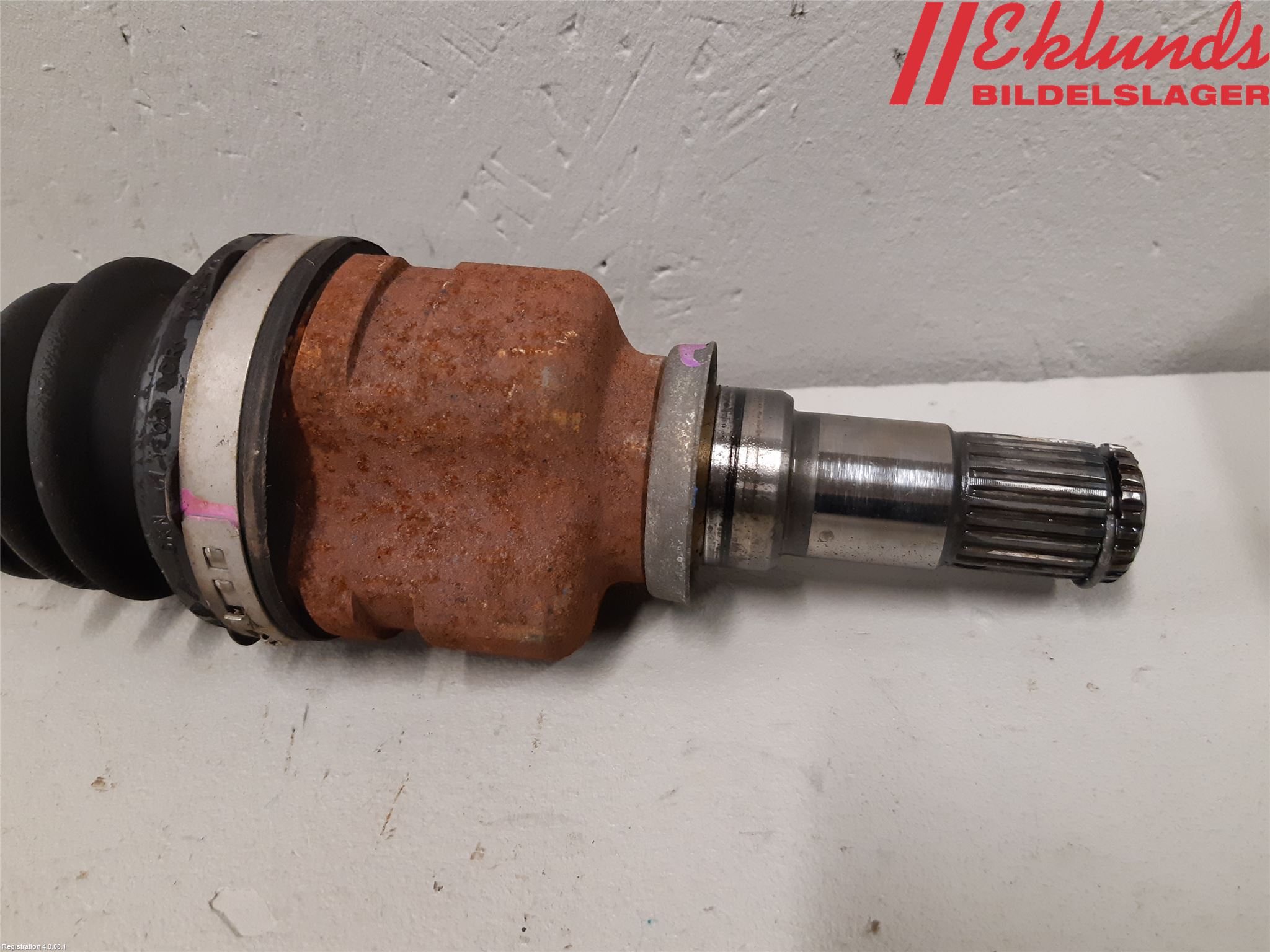 Toyota YARIS XP130 12-14 Drivaxel Fram Höger
