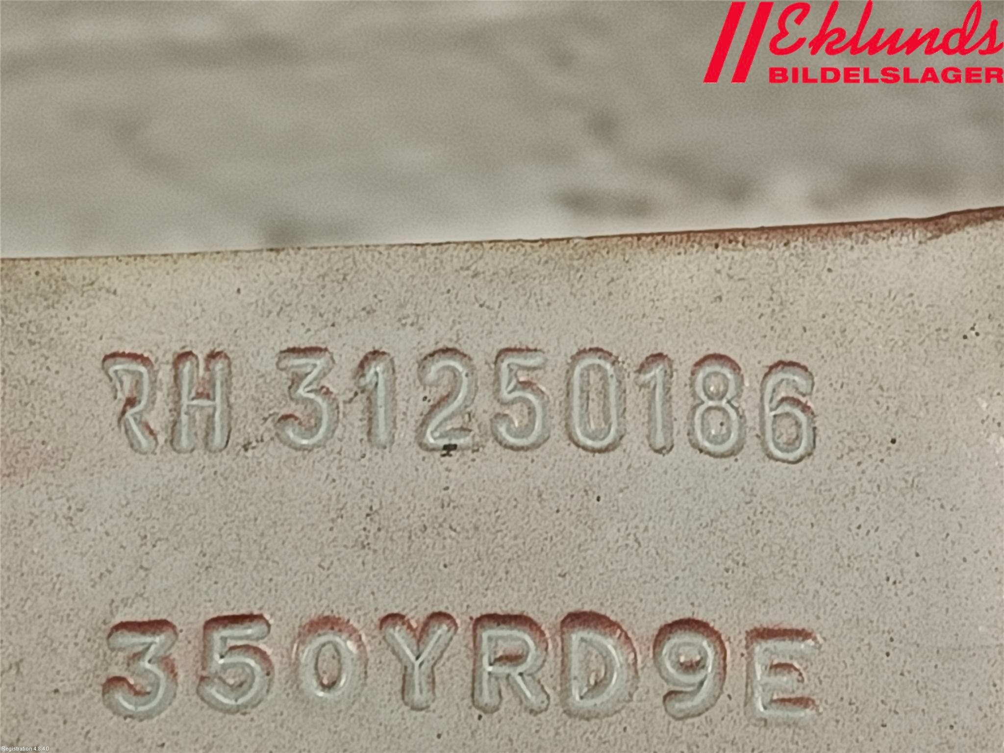 Volvo S80 07-13 Huvgångjärn