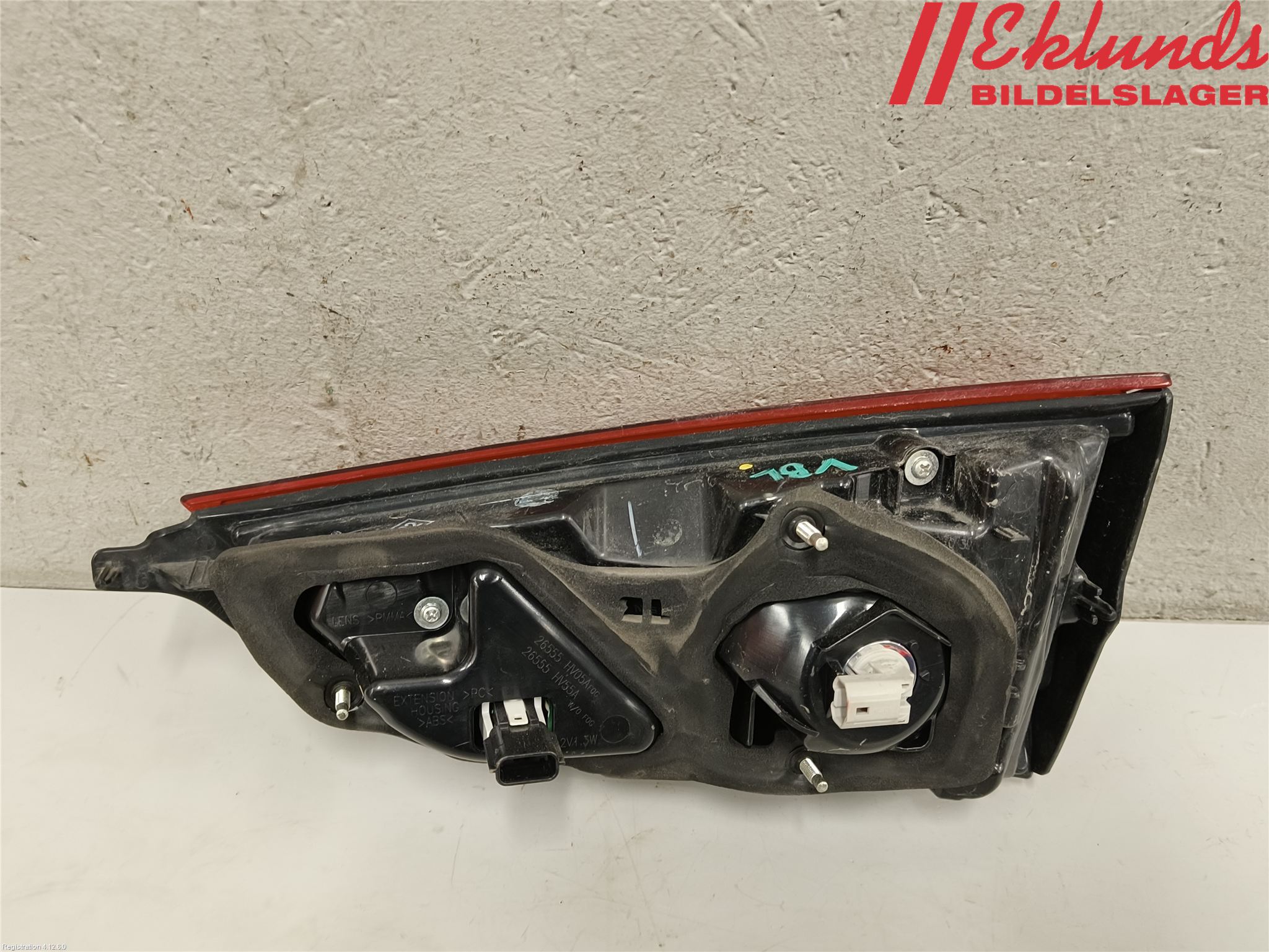 Nissan QASHQAI 17-21 Bakljus Lucka Vä