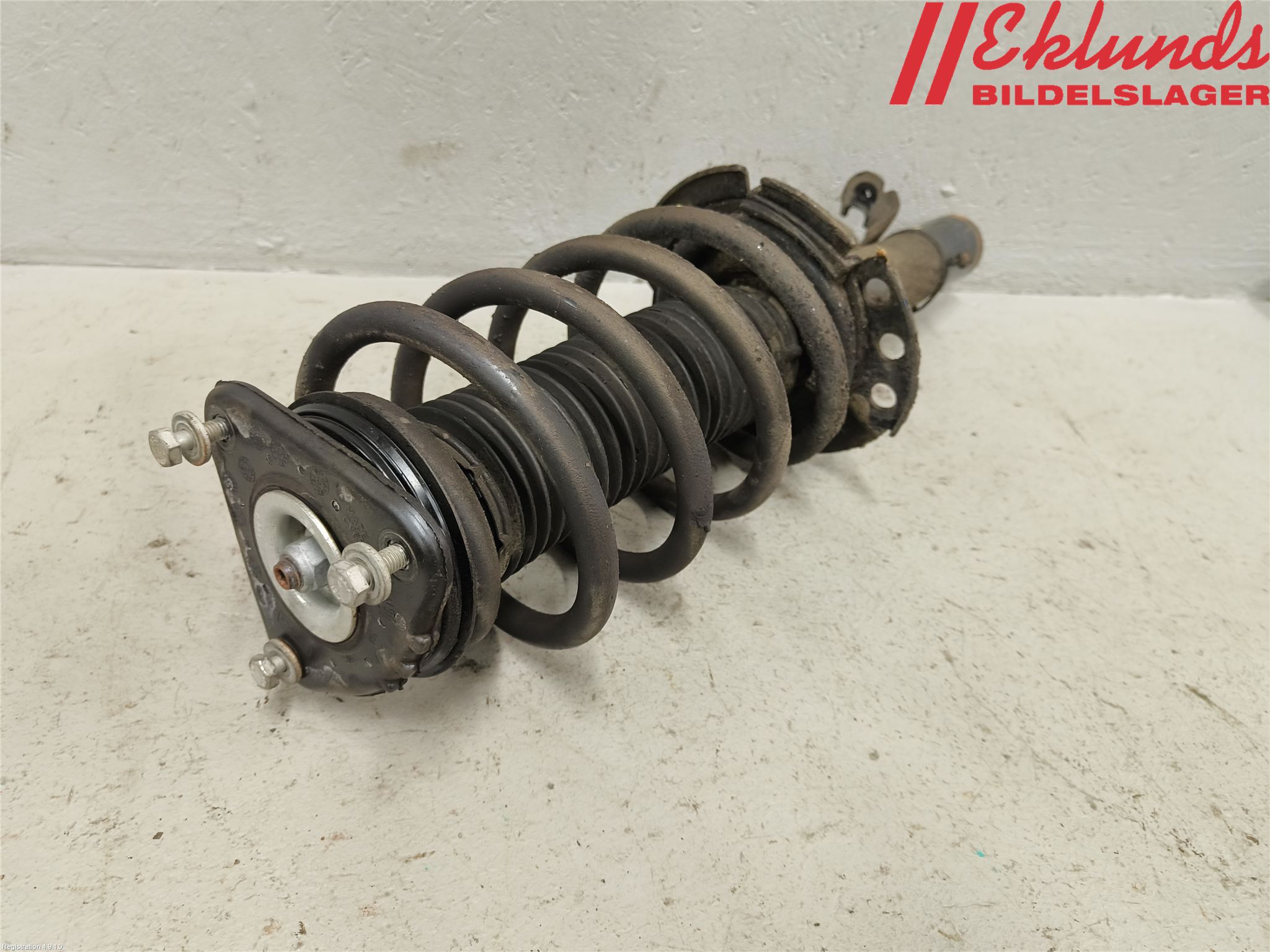 Ford KUGA 17-19 Fjäderben Fram Höger