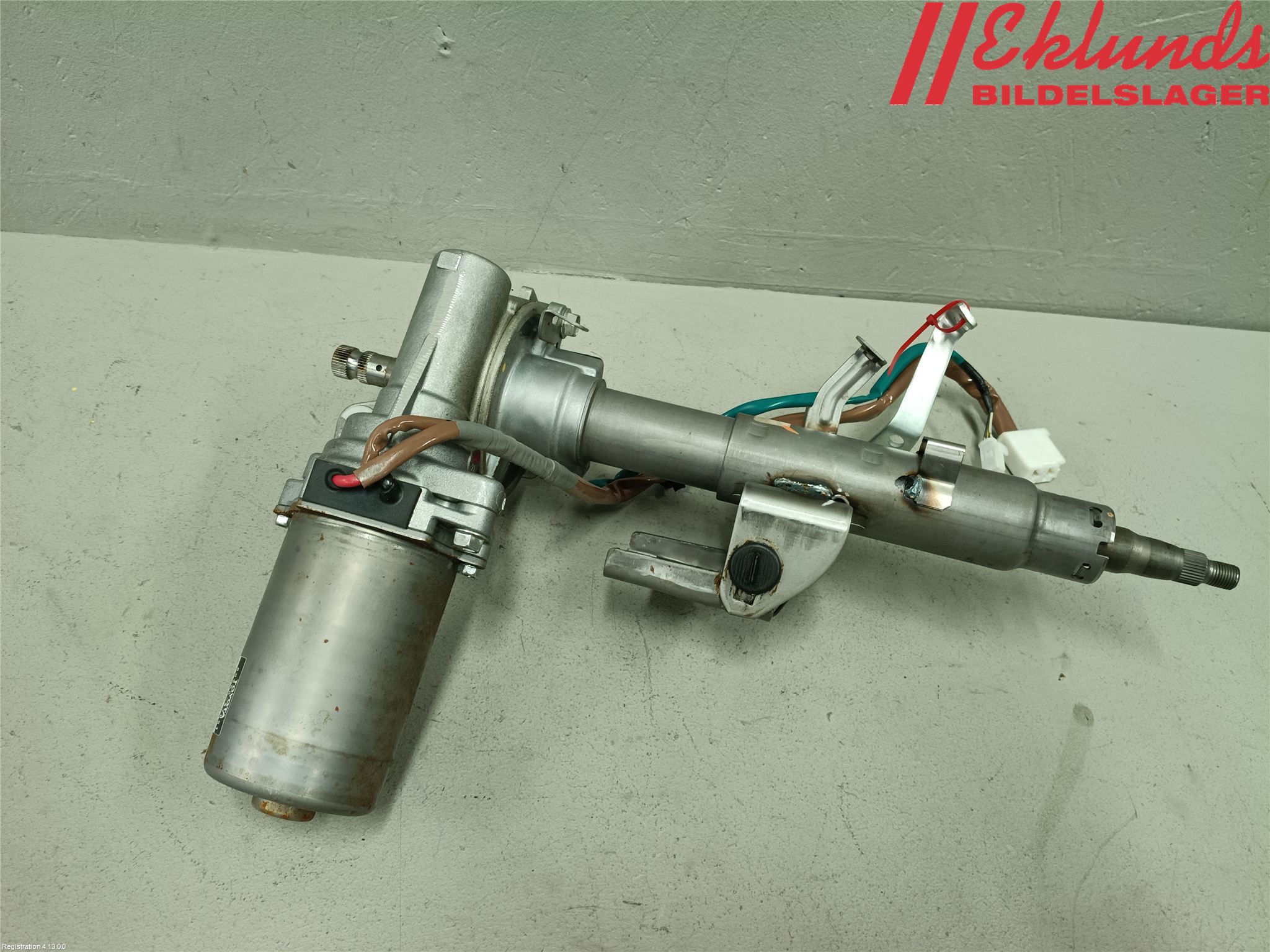 Toyota PRIUS NWH20 04-08 Rattaxelagg Med Inb Servo