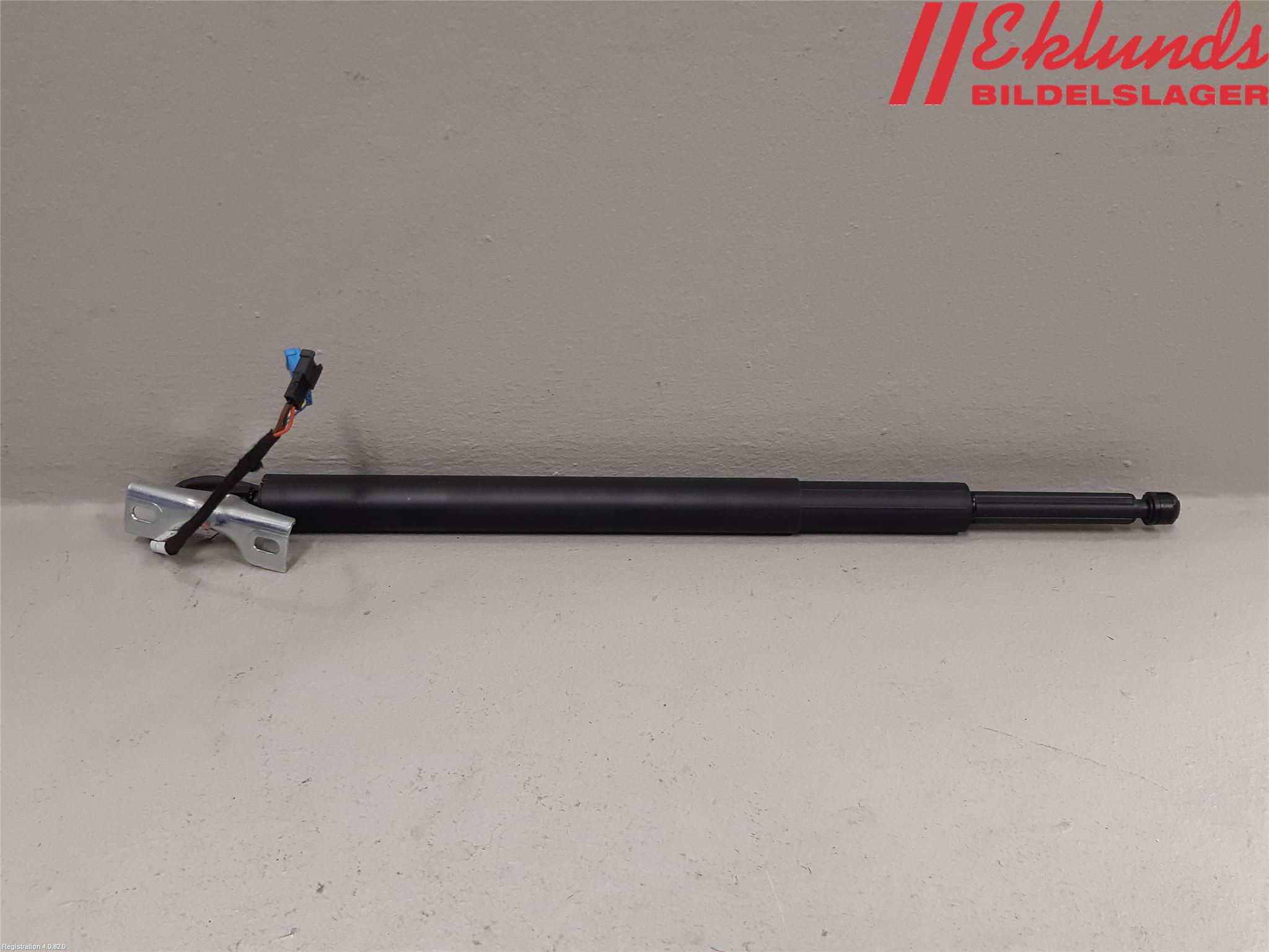 BMW 5 G30/G31/F90 17-23 Bakluckeöppnare Automatisk