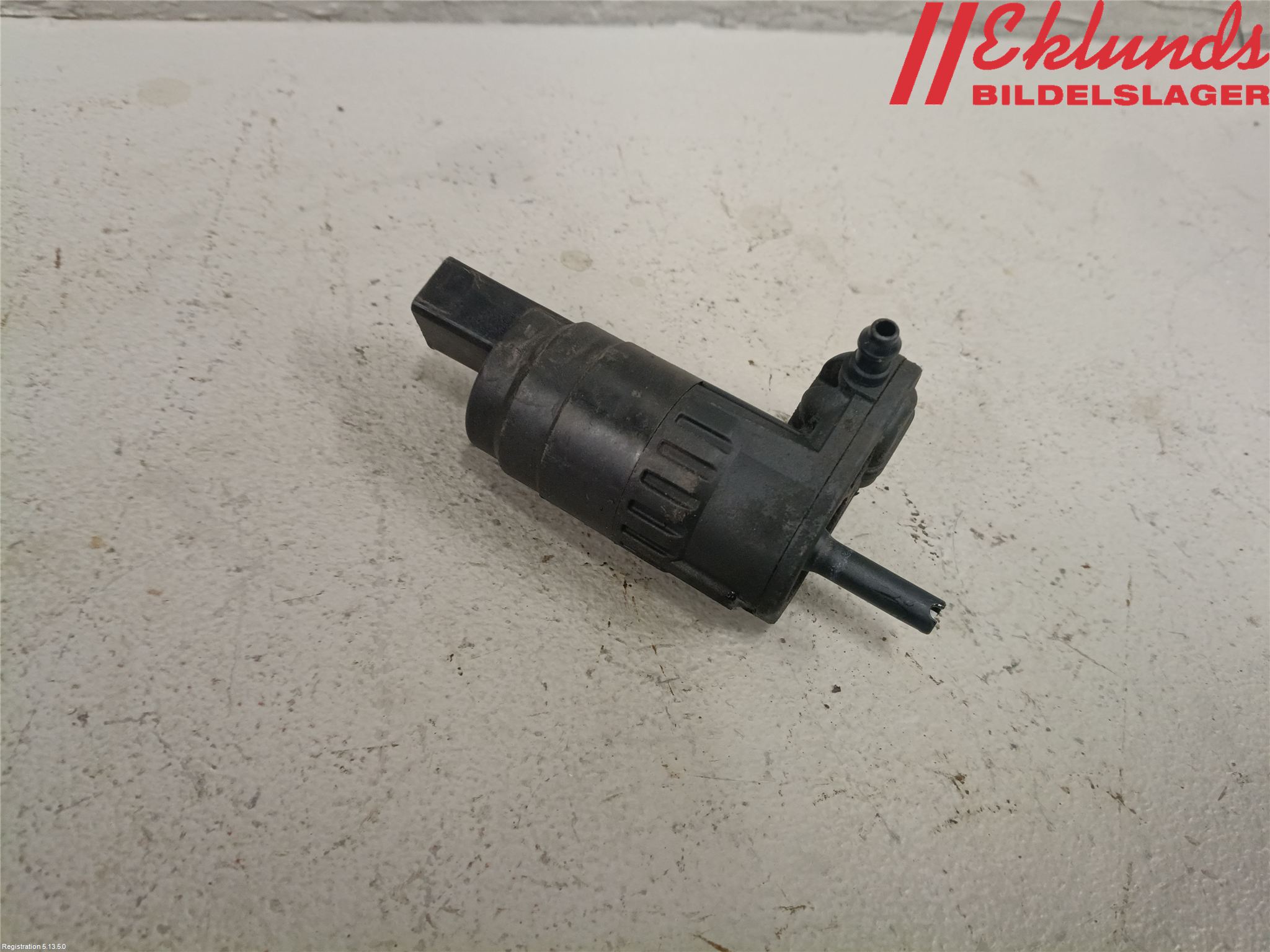 Volkswagen VW GOLF V 04-09 Spolarpump Vindruta