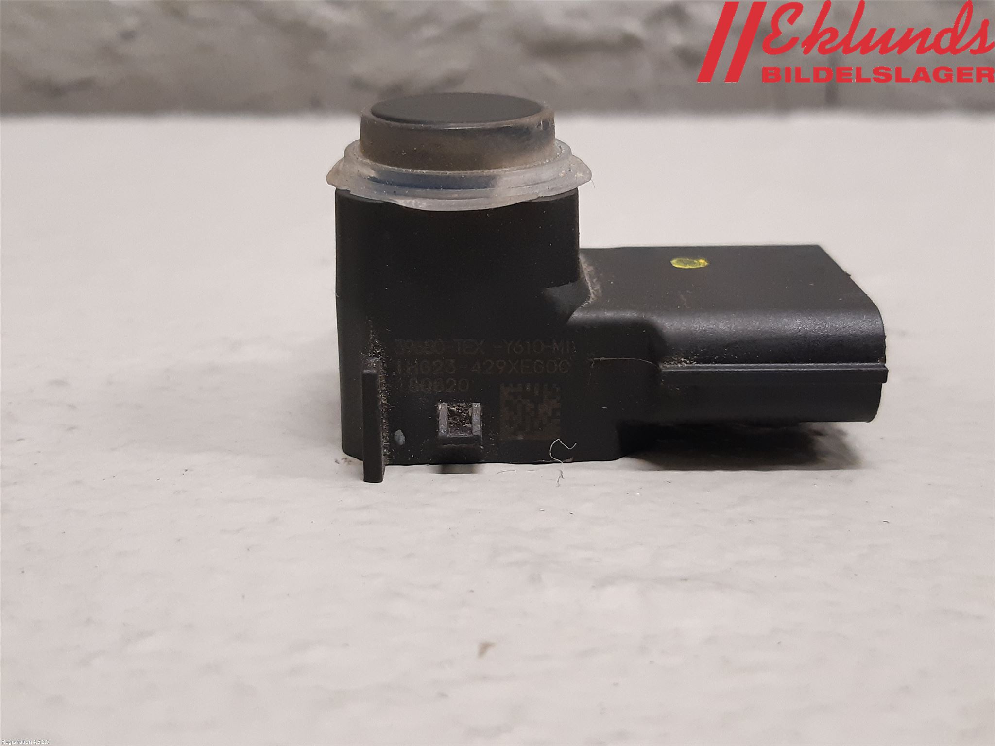 Honda CIVIC 17-22 Parkeringshjälp Frontsensor