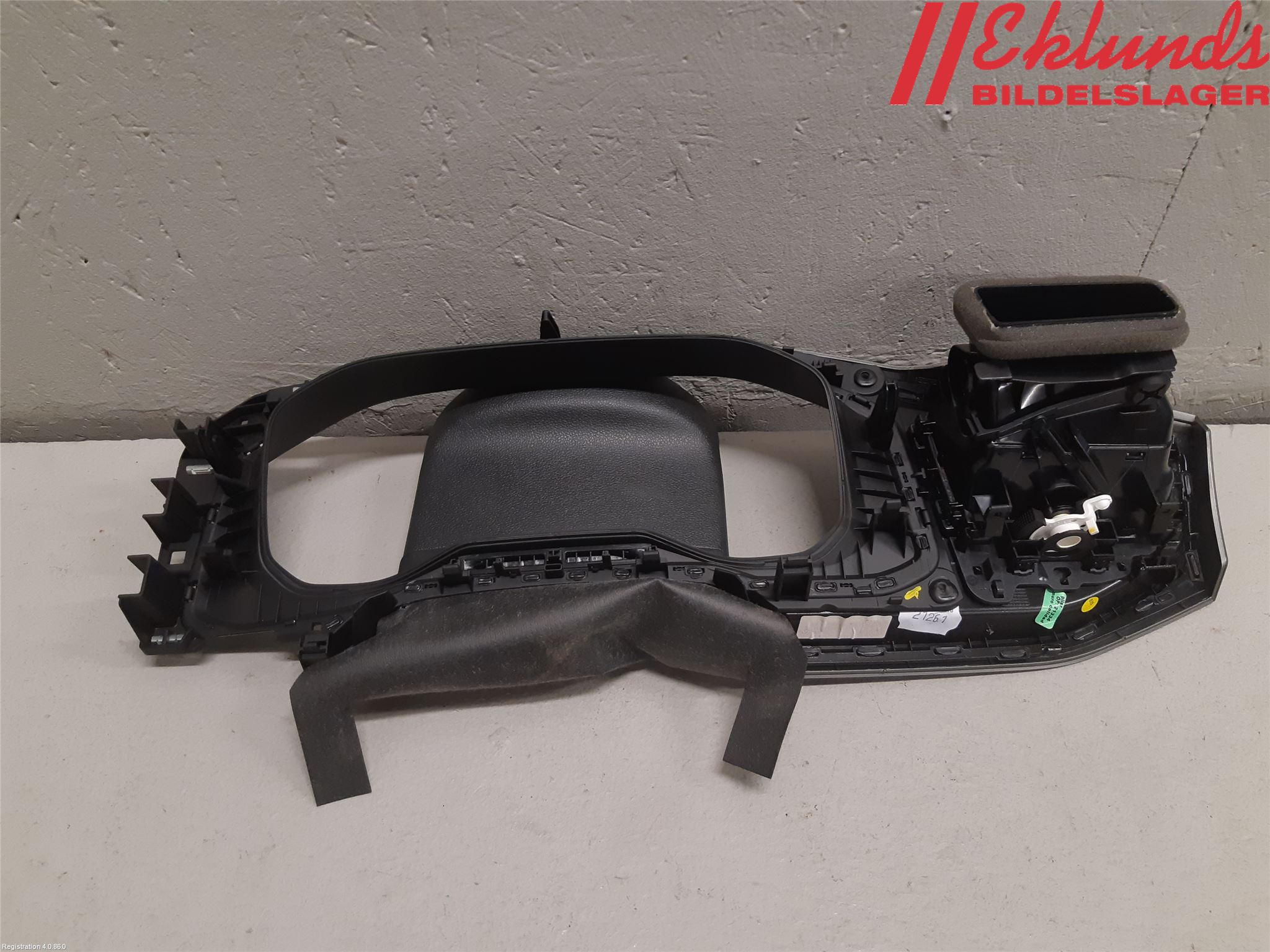 Volkswagen VW POLO VI 18->> Instrumentsarg