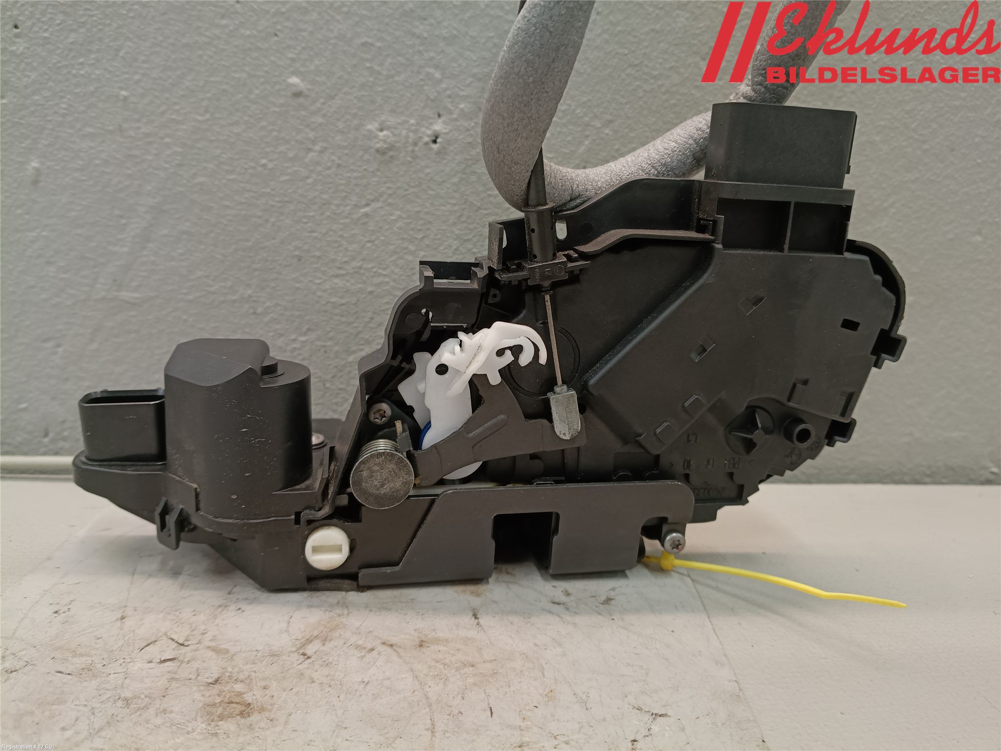 Volvo XC60 14-17 Låskista-Dörrlås