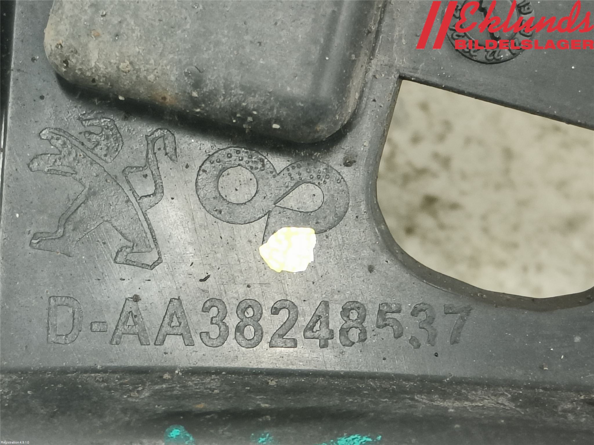 Peugeot 308 14-21 Stötfångarfäste Fram Hö