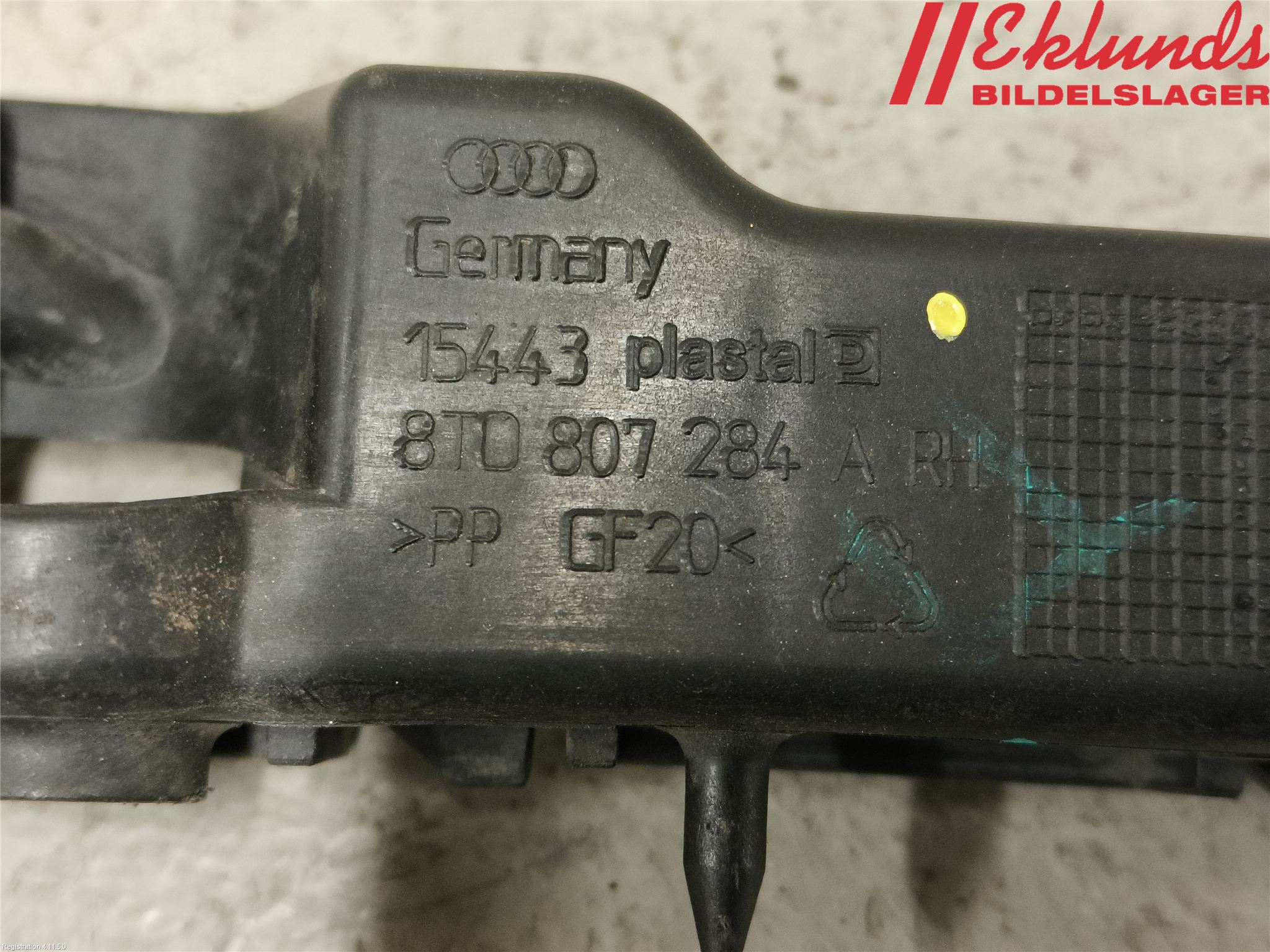 Audi A5 07-16 Stötfångarfäste Fram Hö