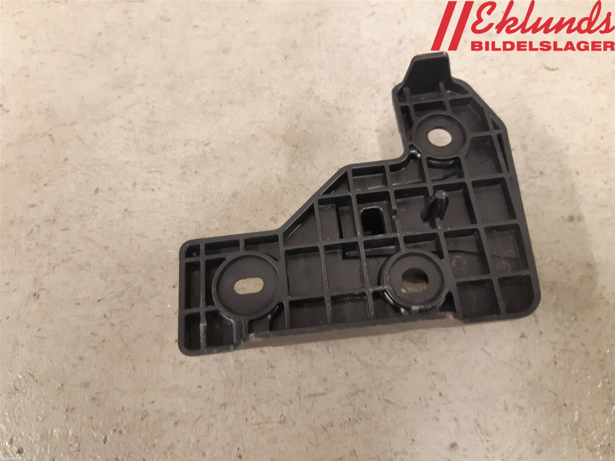 Volvo XC90/RECHARGE 16- Front Övrigt