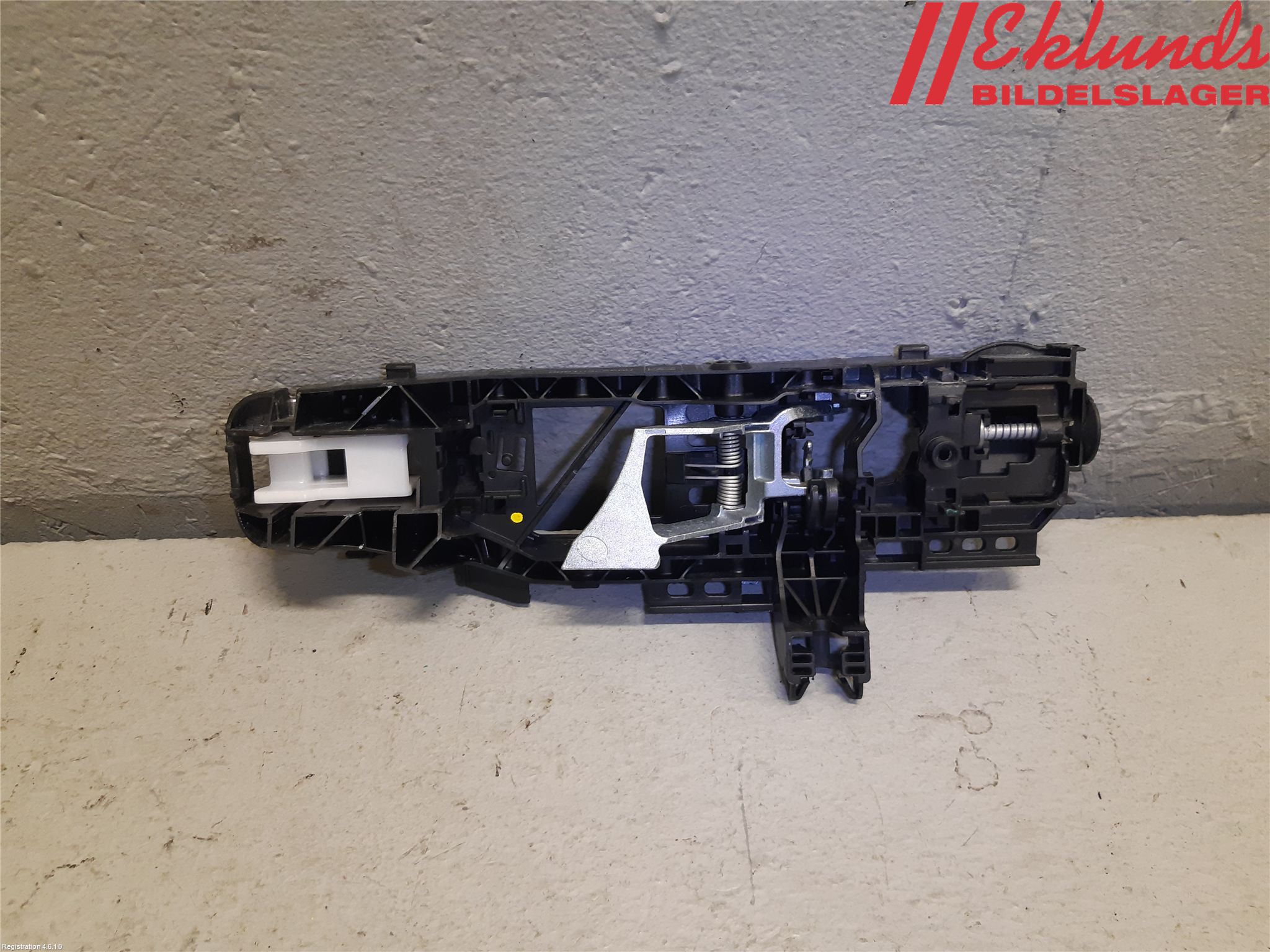 Mercedes-Benz MB C-KLASS (W205) 14-21 Dörrhandtag Yttre Hö