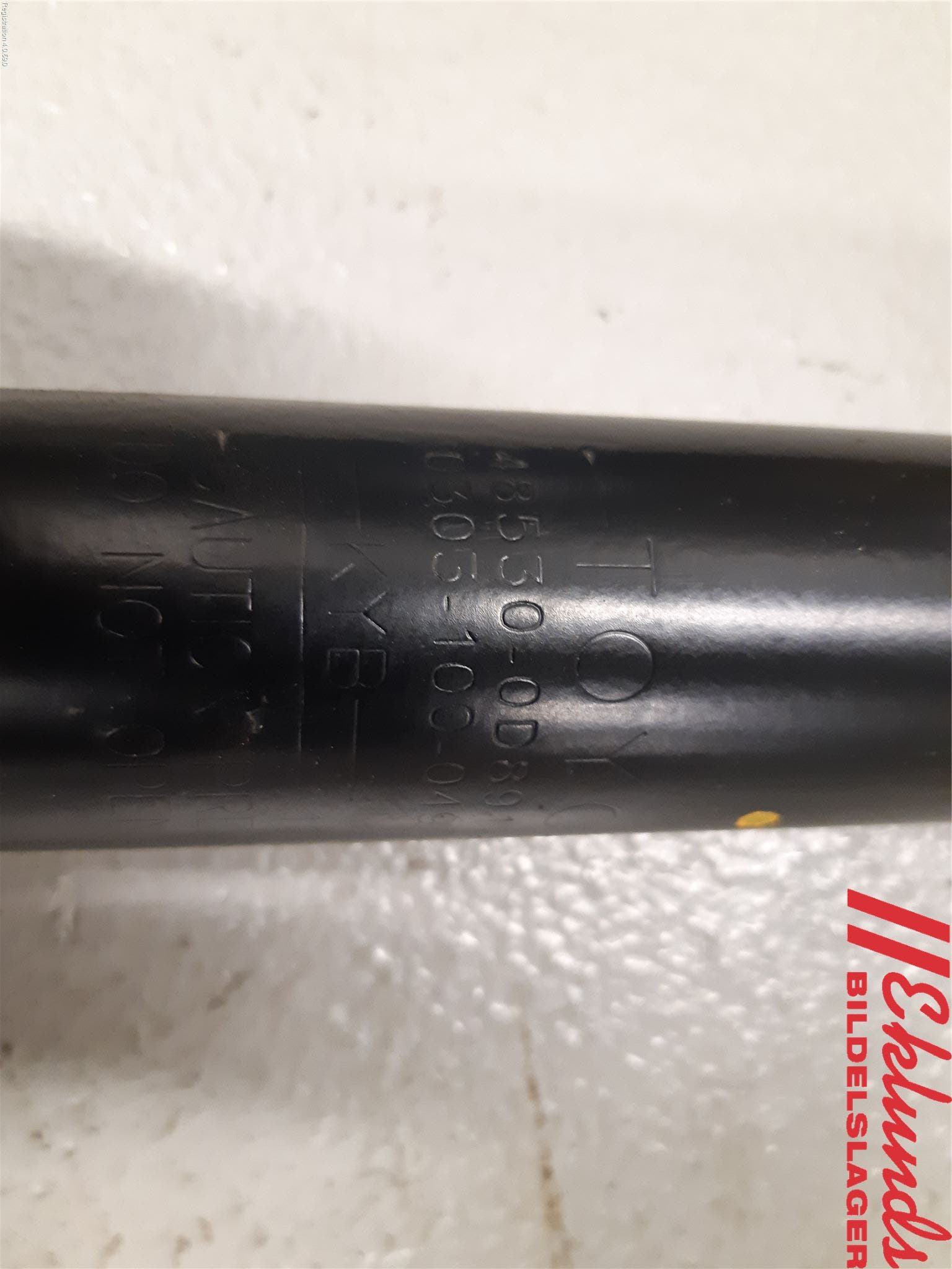 Toyota YARIS XP130 15-20 Stötdämpare Bak