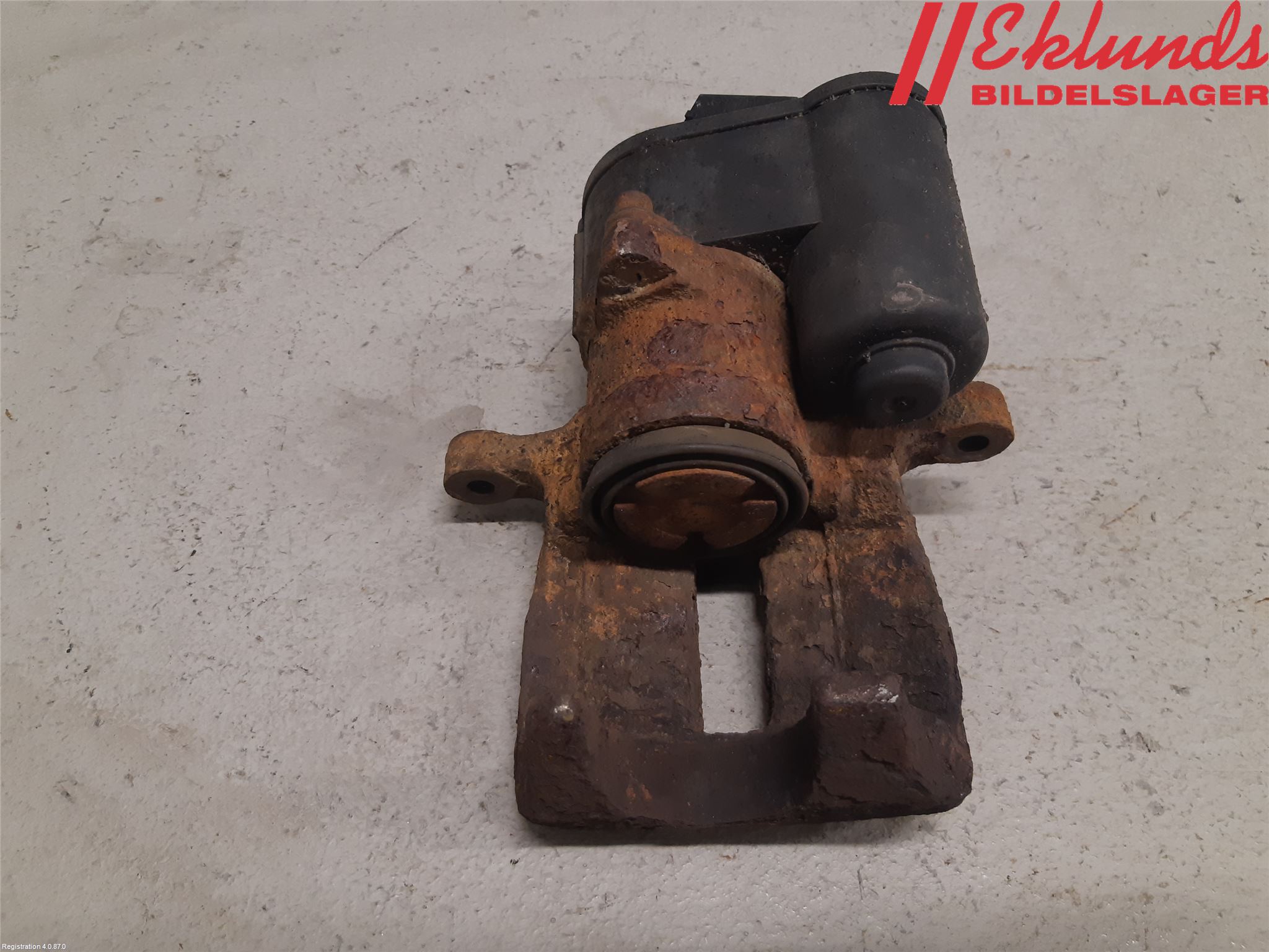Volkswagen VW PASSAT 11-14 Bromsok Bak Höger
