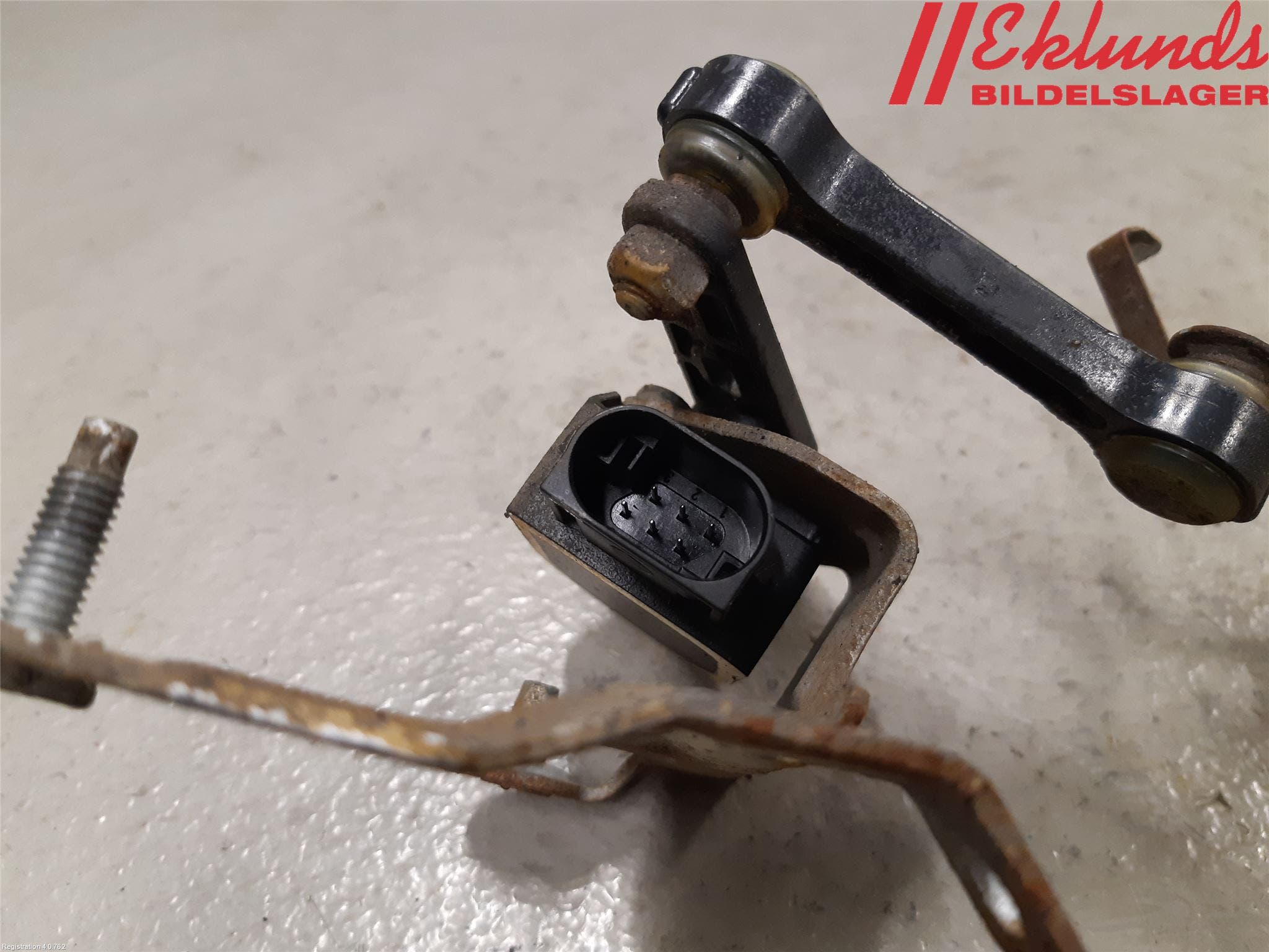 Mercedes-Benz MB E-KLASS (W213) 16-23 Givare Xenon/Ljushöjdsreglering